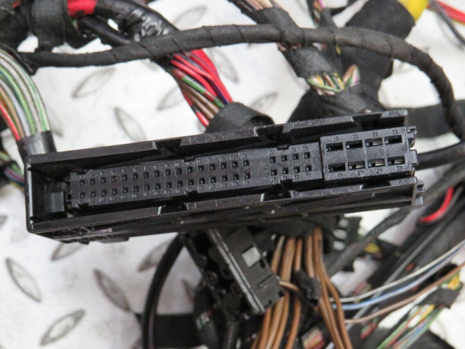 35687 Mercedes-Benz W210 320E Engine Wiring Harness 2105450481 0015409981