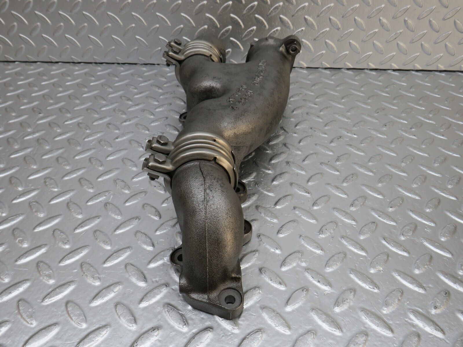33051 Mercedes-Benz W140 420 V8 M119 Exhaust Manifold Left 1191427802 1197202