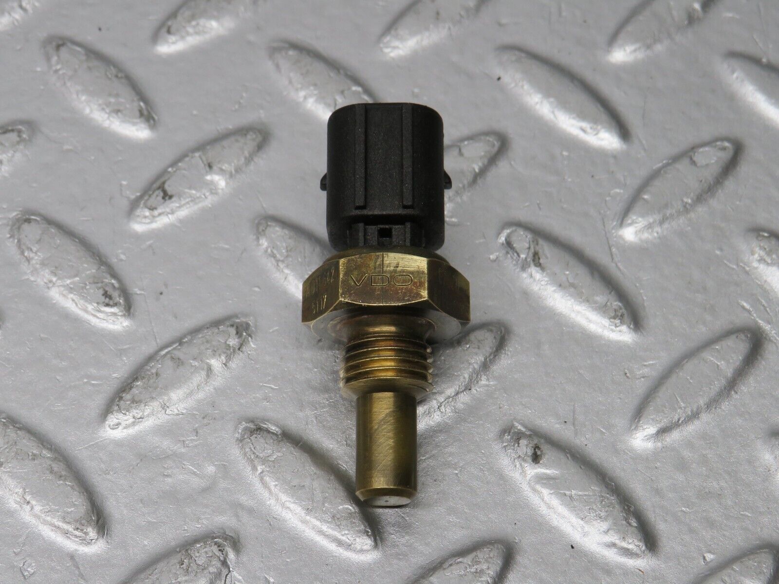 39713 Mercedes-Benz R129 320SL Coupe Coolant Temperature Sensor 0115425117