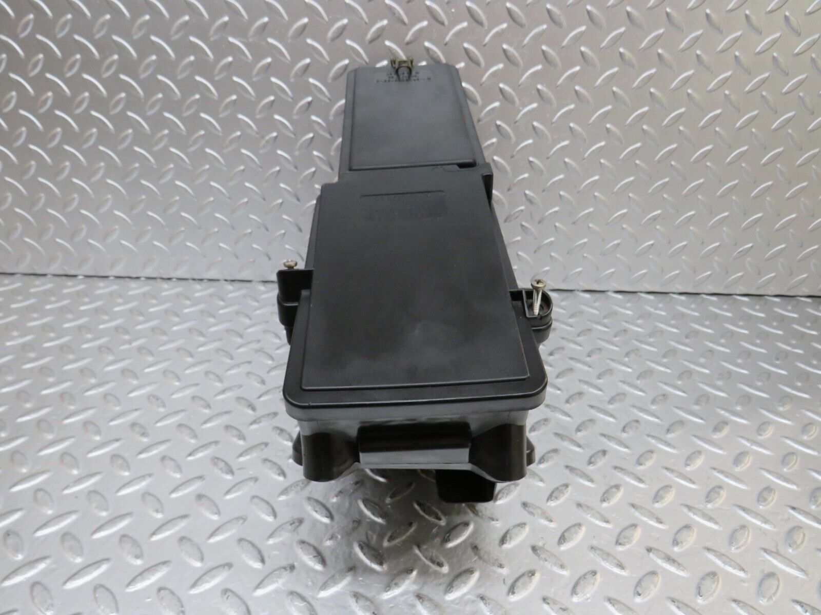 26581 Mercedes-Benz C124 220CE Coupe Fuse Box 1245401850 1245400282