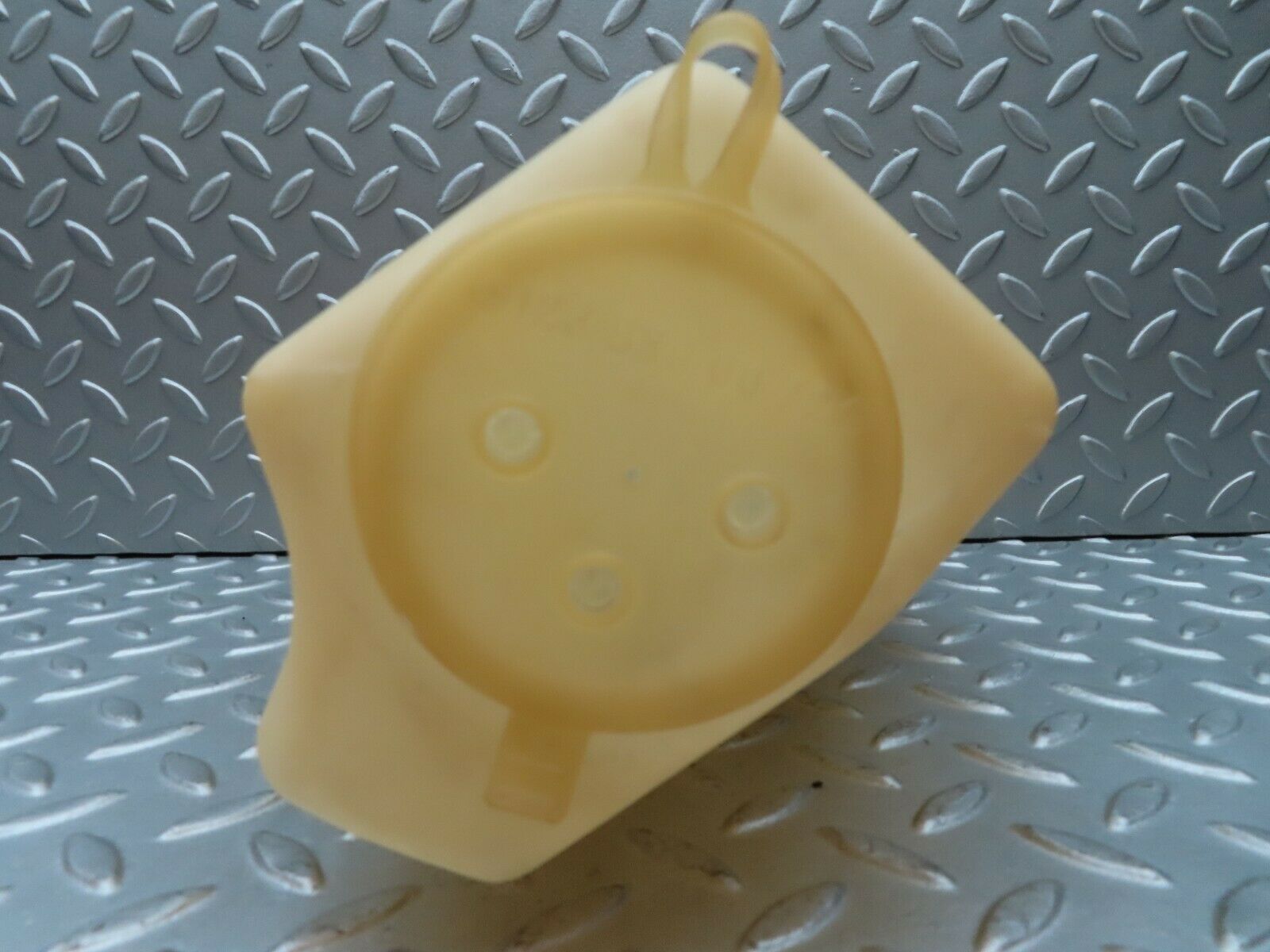 3662 Mercedes-Benz S123 200T Wagon Windscreen Washer Fluid Tank 1238690072