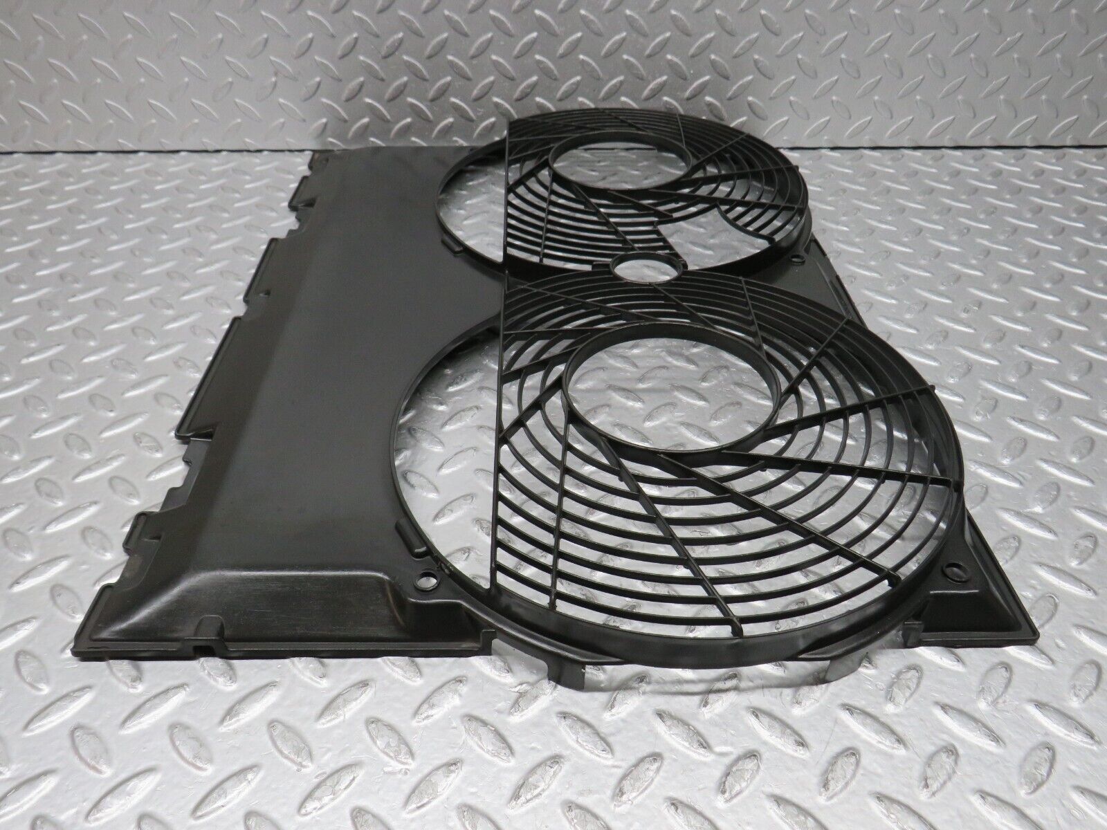 37792 Mercedes-Benz A124 320E Cabriolet Radiator Fan Shroud Cover 1245053555