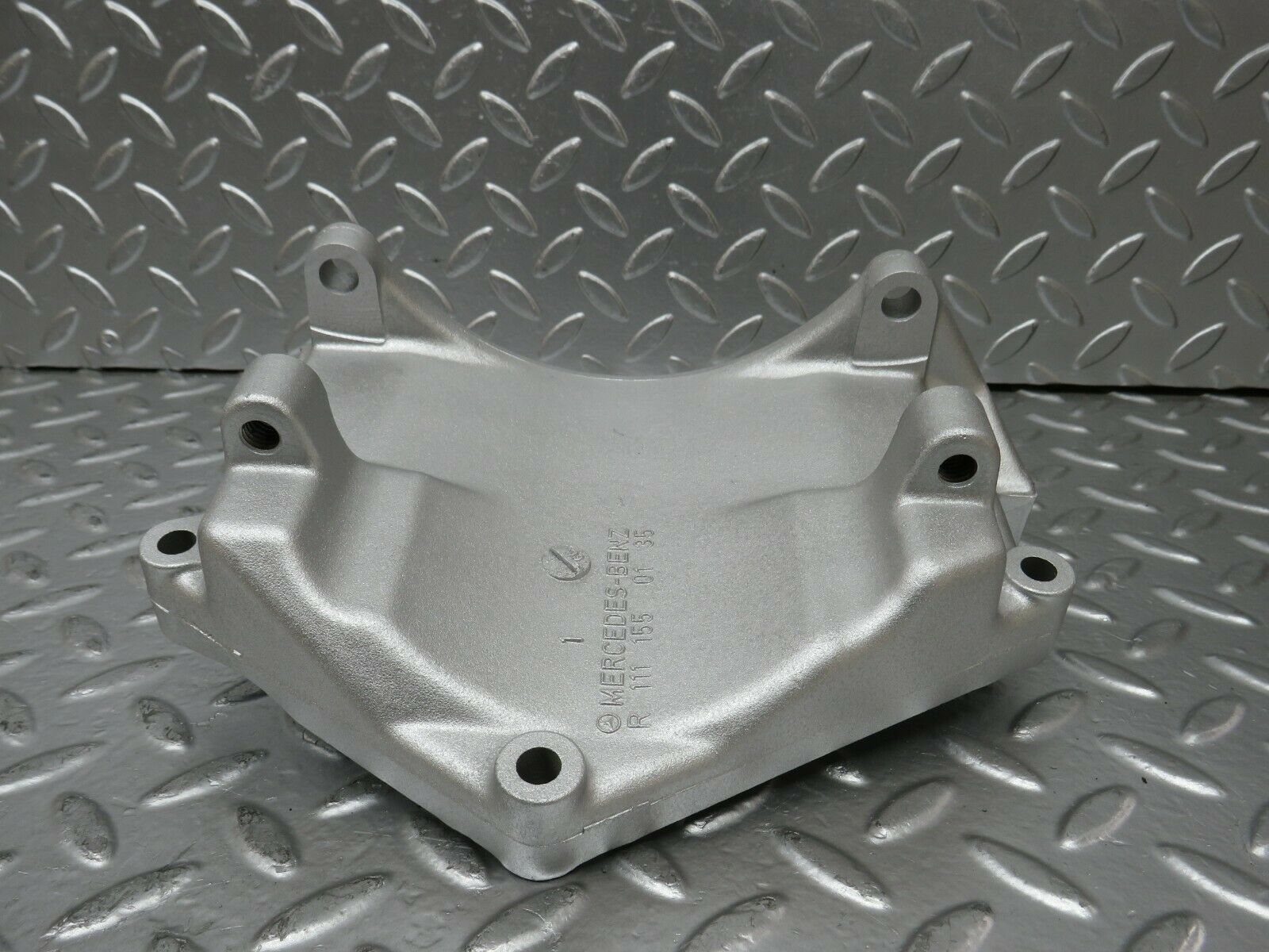 24346 Mercedes-Benz S124 220TE Wagon AC Compressor Support Bracket 1111550135