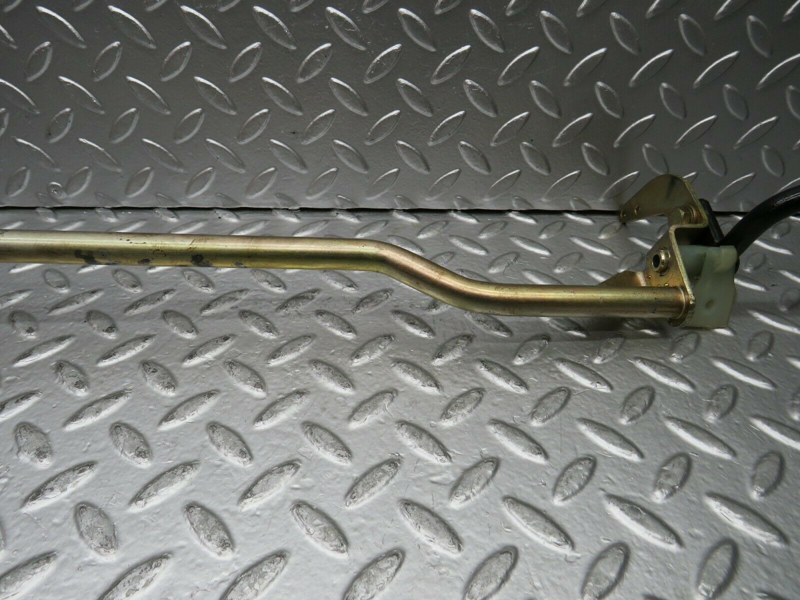 22889 Mercedes-Benz C107 450SLC Coupe Accelerator Pedal Linkage