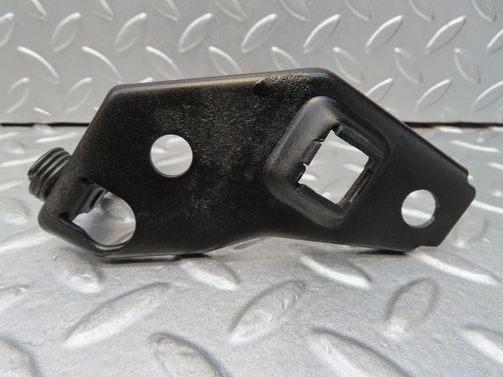 16463 Mercedes-Benz W124 260E Bonnet Safety Latch