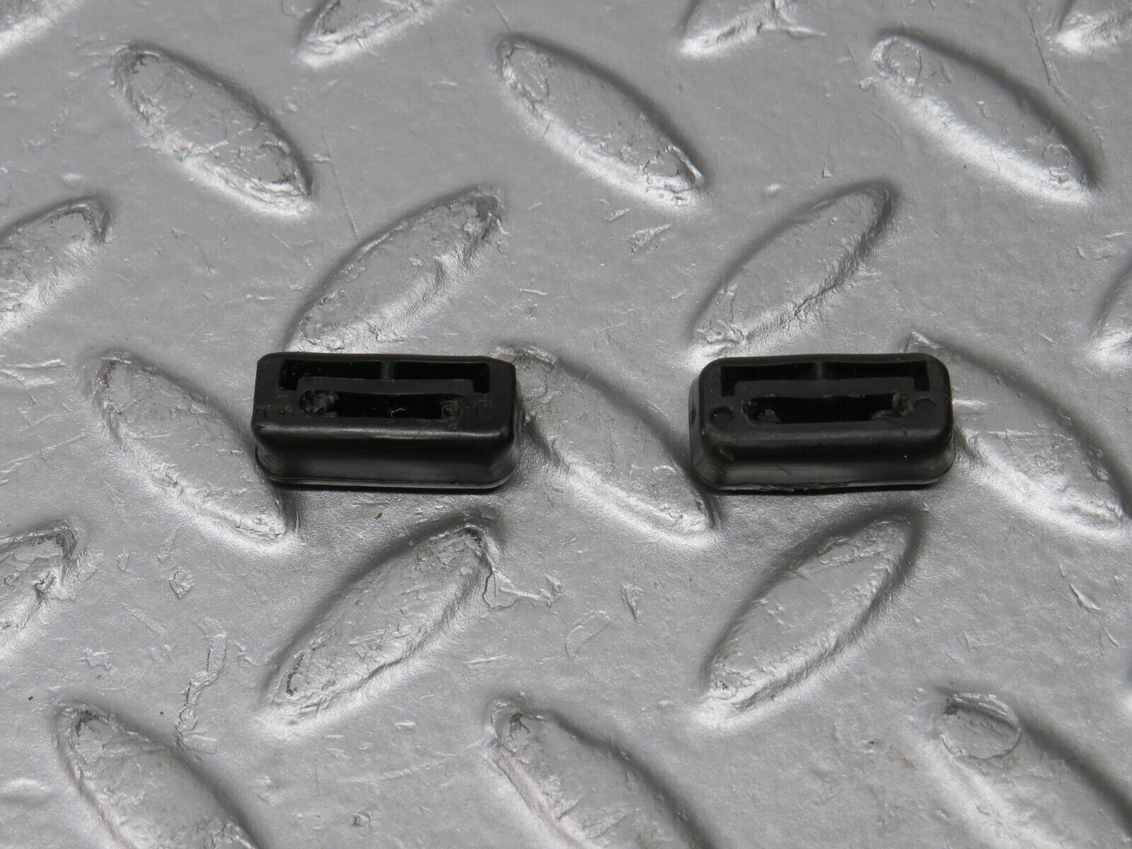 39236 Mercedes-Benz C114 250 Coupe Heater Control Knob 2x