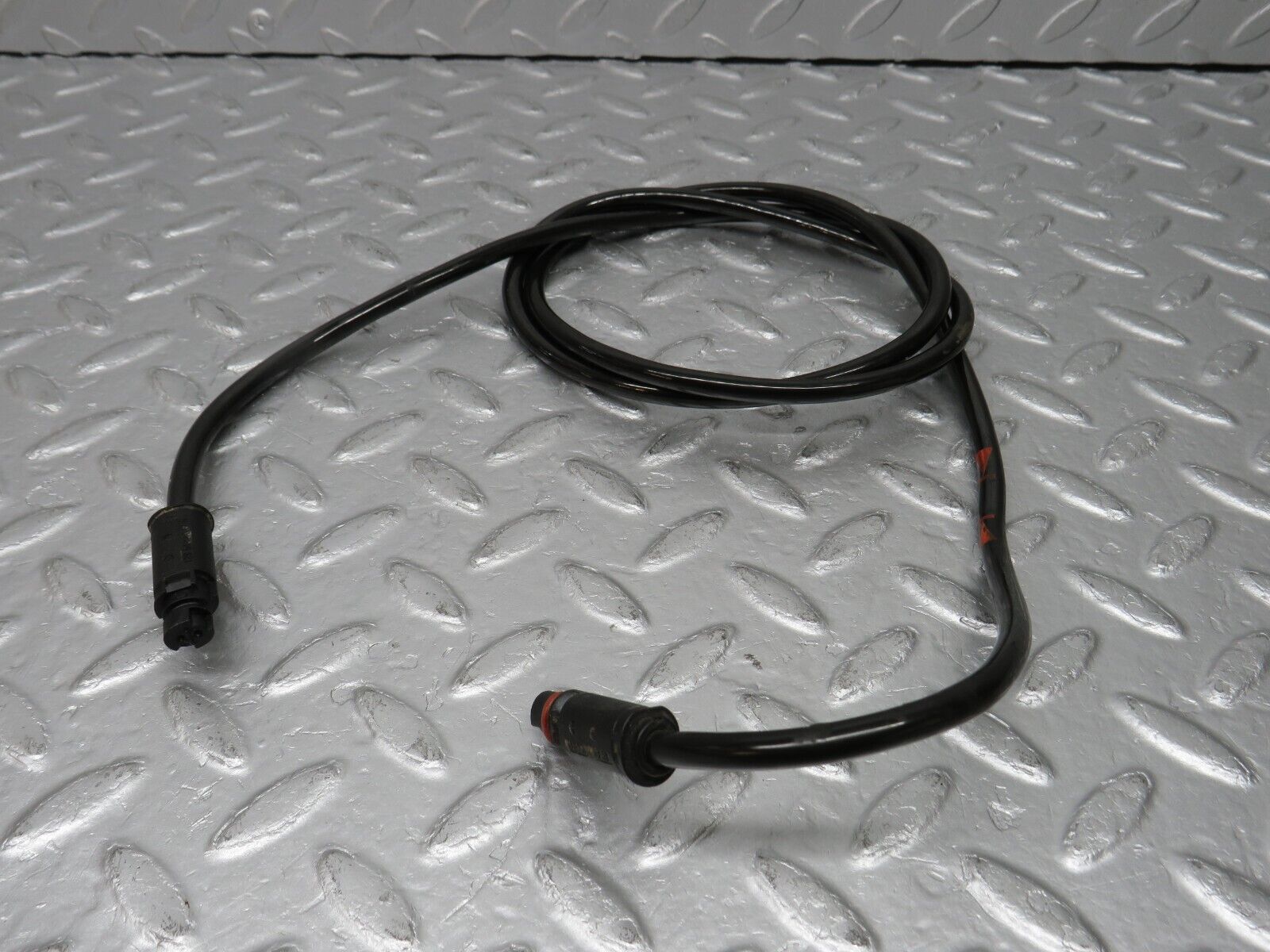38576 Mercedes-Benz R129 280SL Coupe Suspension Roll Bar Cable 1295400409