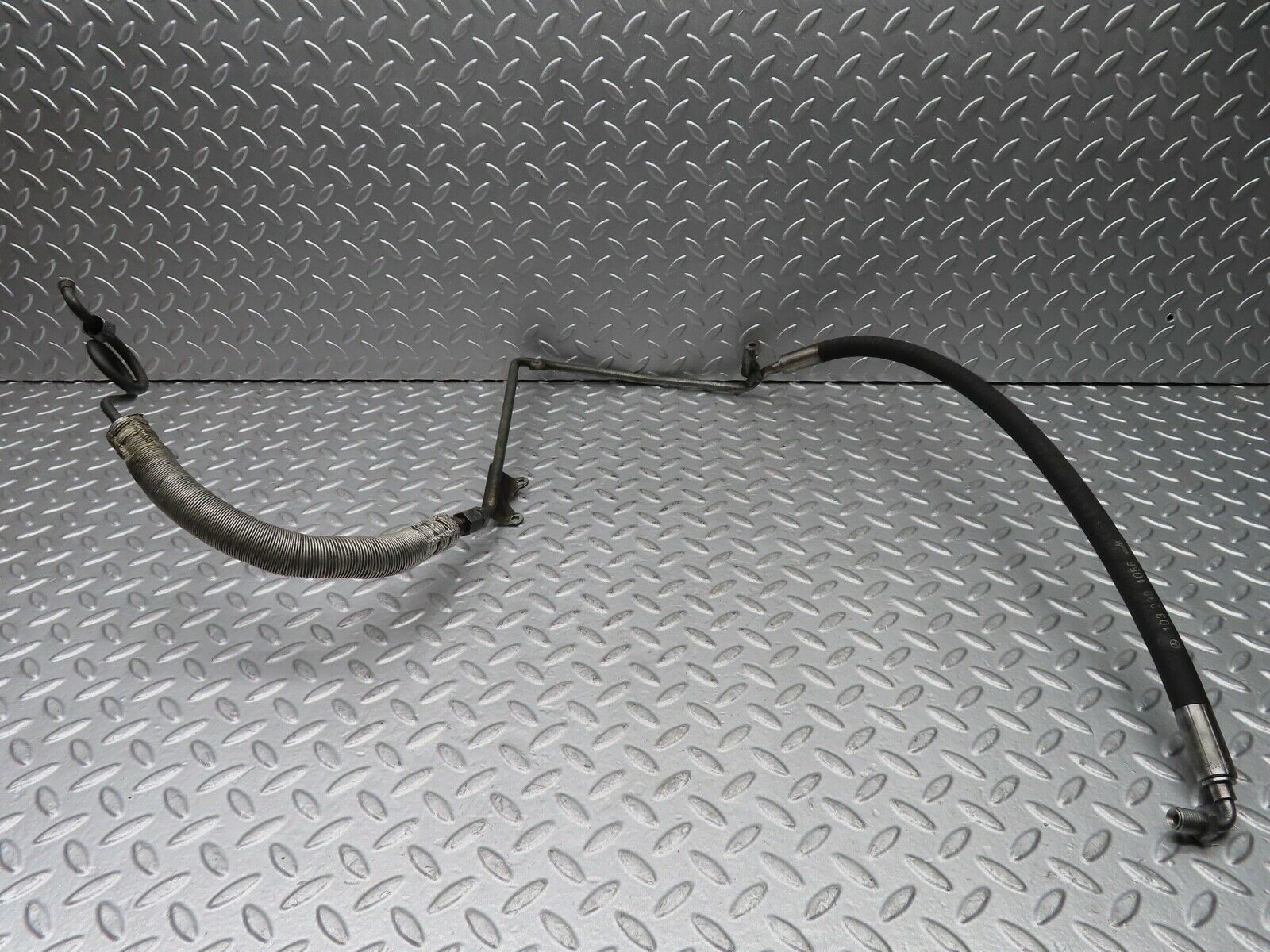 20420 Mercedes-Benz W114 280CE Coupe Power Steering Hose Pipe 1032301056