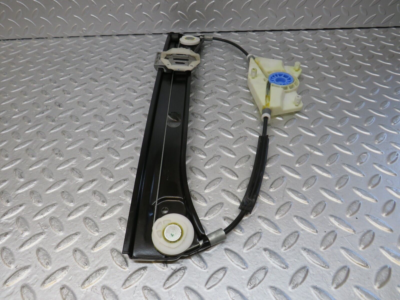 35200 Mercedes-Benz W221 Rear Left Power Window Regulator