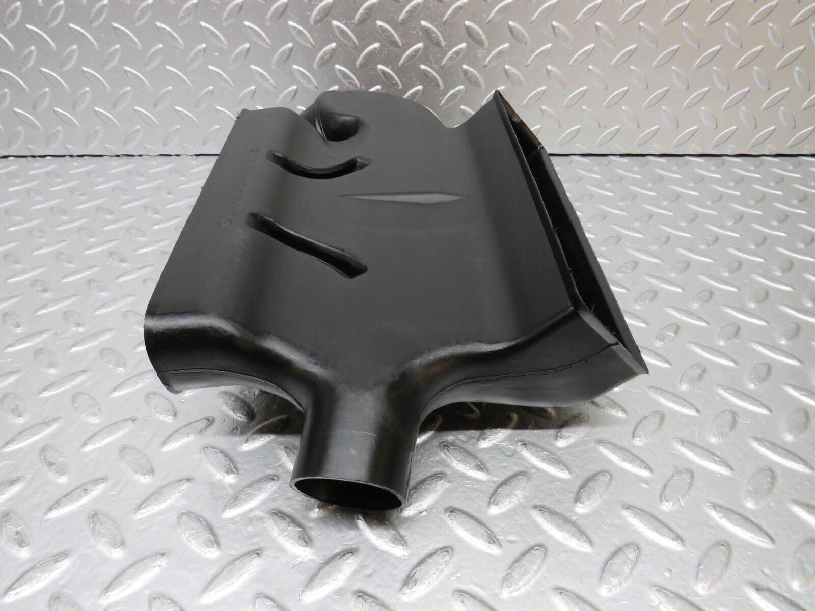 30010 Porsche 924 Dashboard Air Vent Duct 94557206700