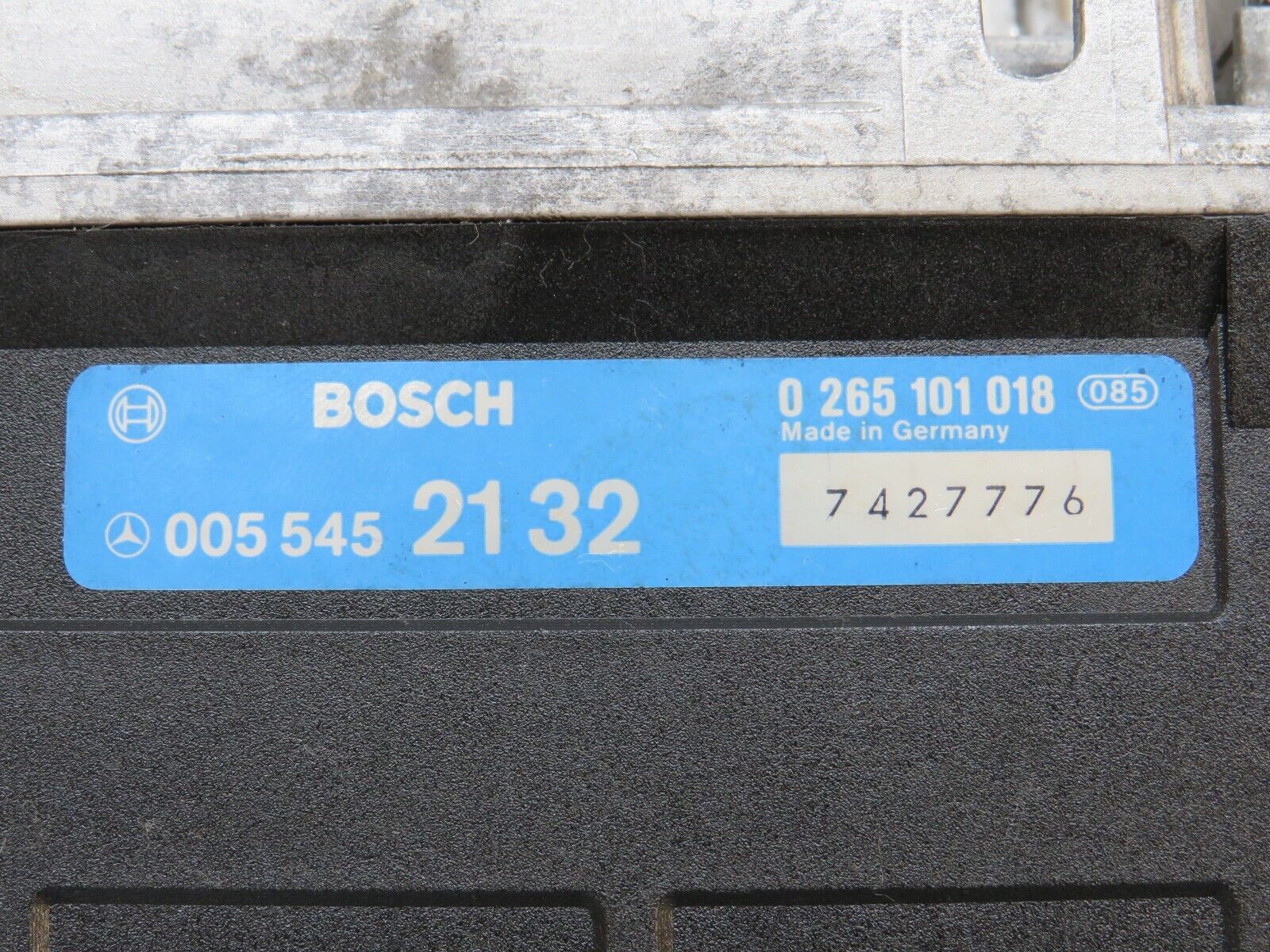 32422 Mercedes-Benz S124 300TE ABS Control Unit Bosch 0055452132 0265101018