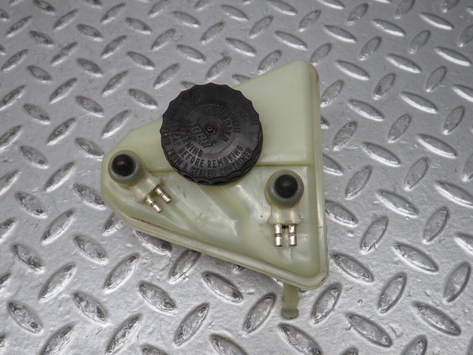 28753 Mercedes-Benz W123 230E Brake Fluid Reservoir Tank DBA