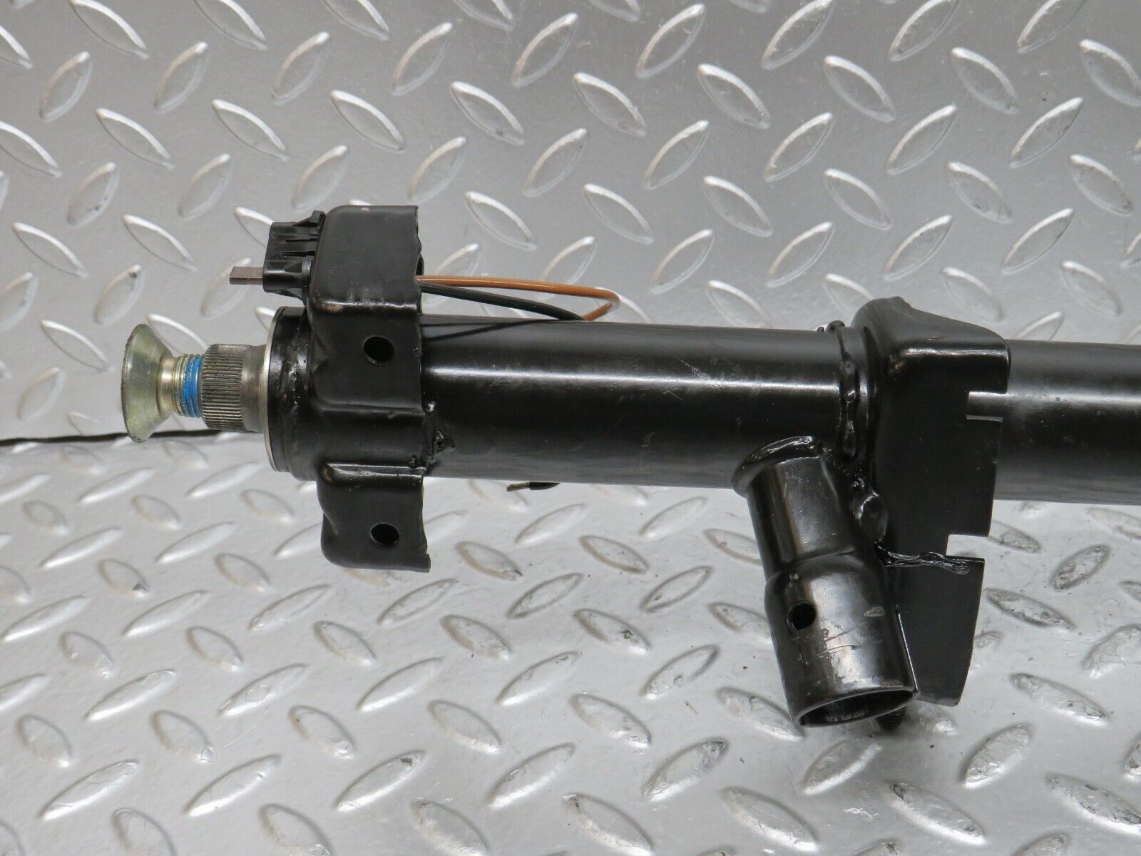 28104 Mercedes-Benz W123 280E Steering Column
