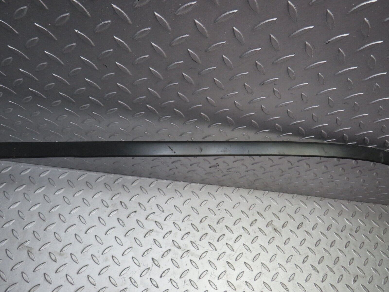 29215 Mercedes-Benz W124 230E Roof Chrome Trim Right Side 1246900497