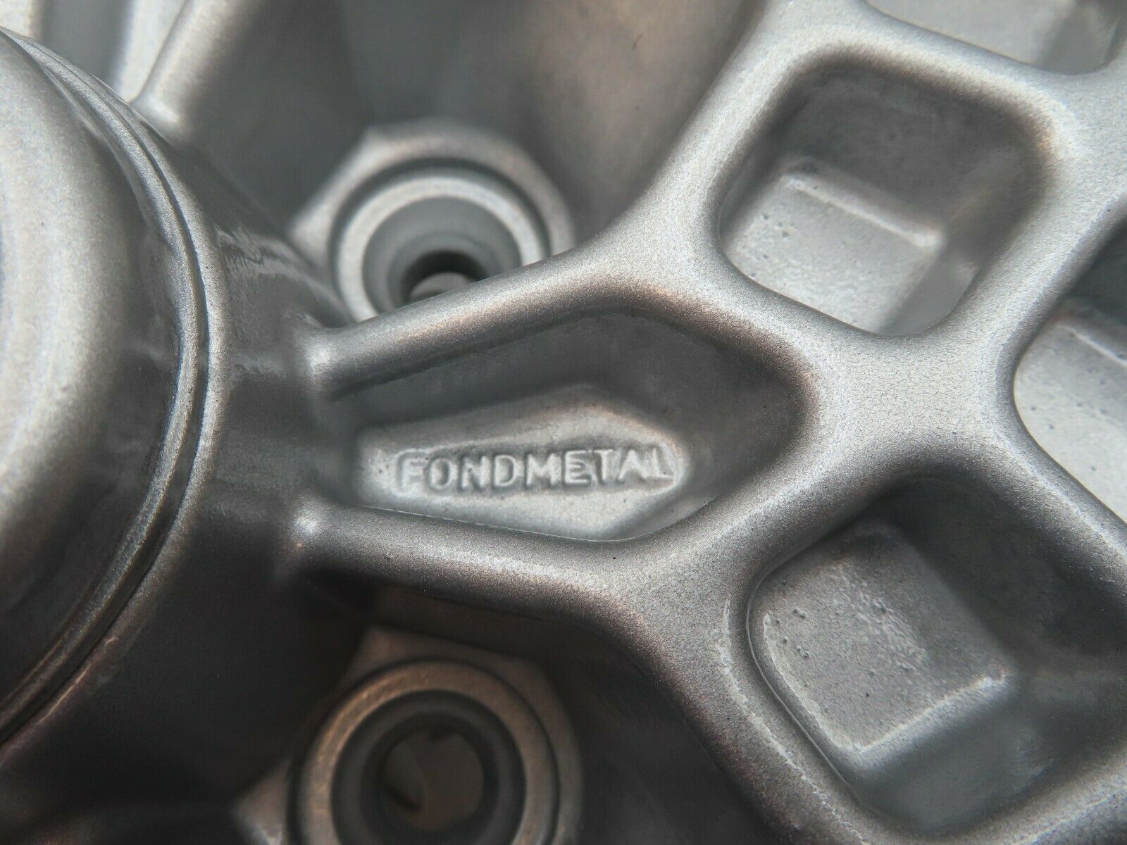 3860 Mercedes-Benz Alloy Wheel Fondmetal 7Jx15H2 ET23