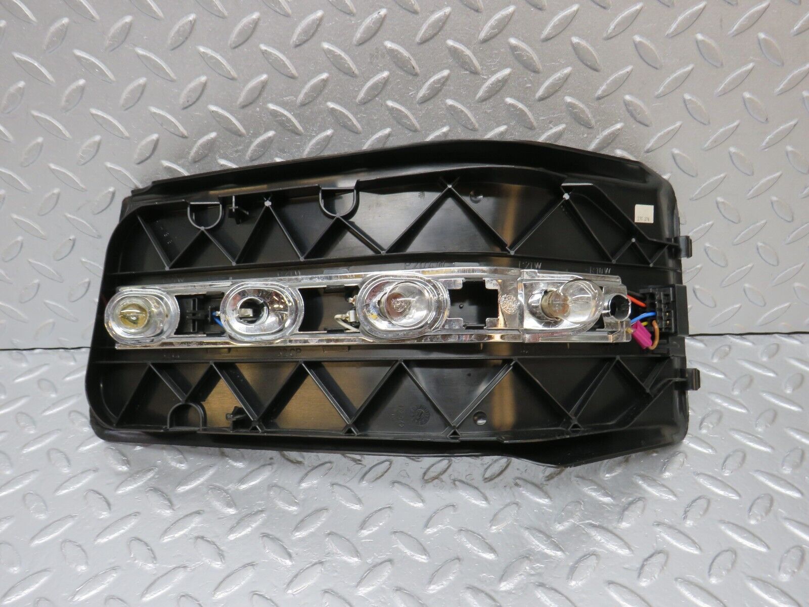 39348 Mercedes-Benz R129 320SL Coupe Tail Light Right Side