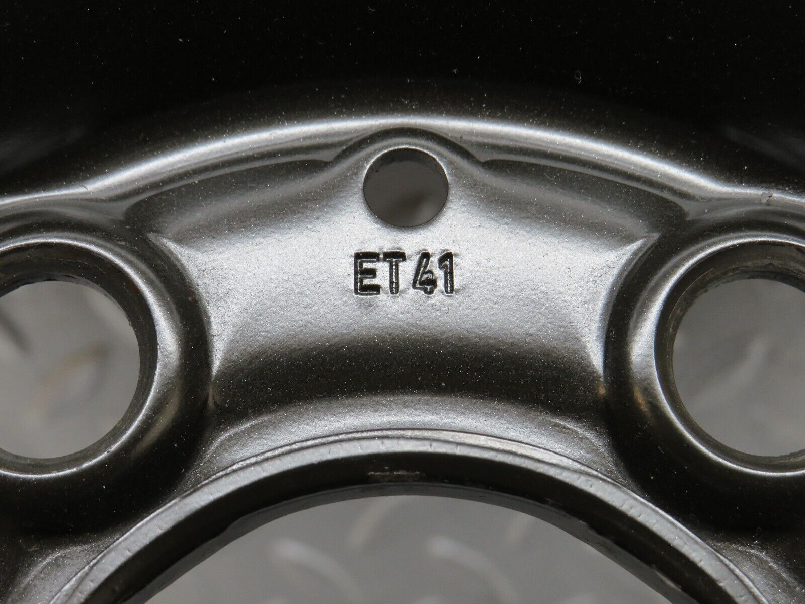 35881 Mercedes-Benz W210 Steel Wheel 7.5Jx16 H2 ET41 2104000802