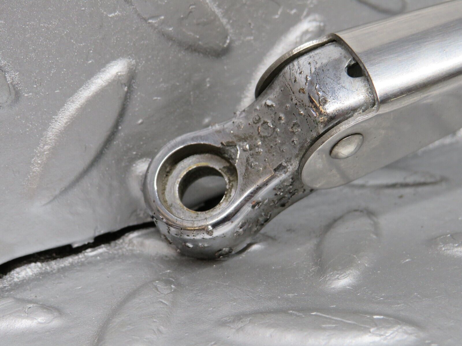 40373 Mercedes-Benz W110 230 Windscreen Wiper Arm Left Side