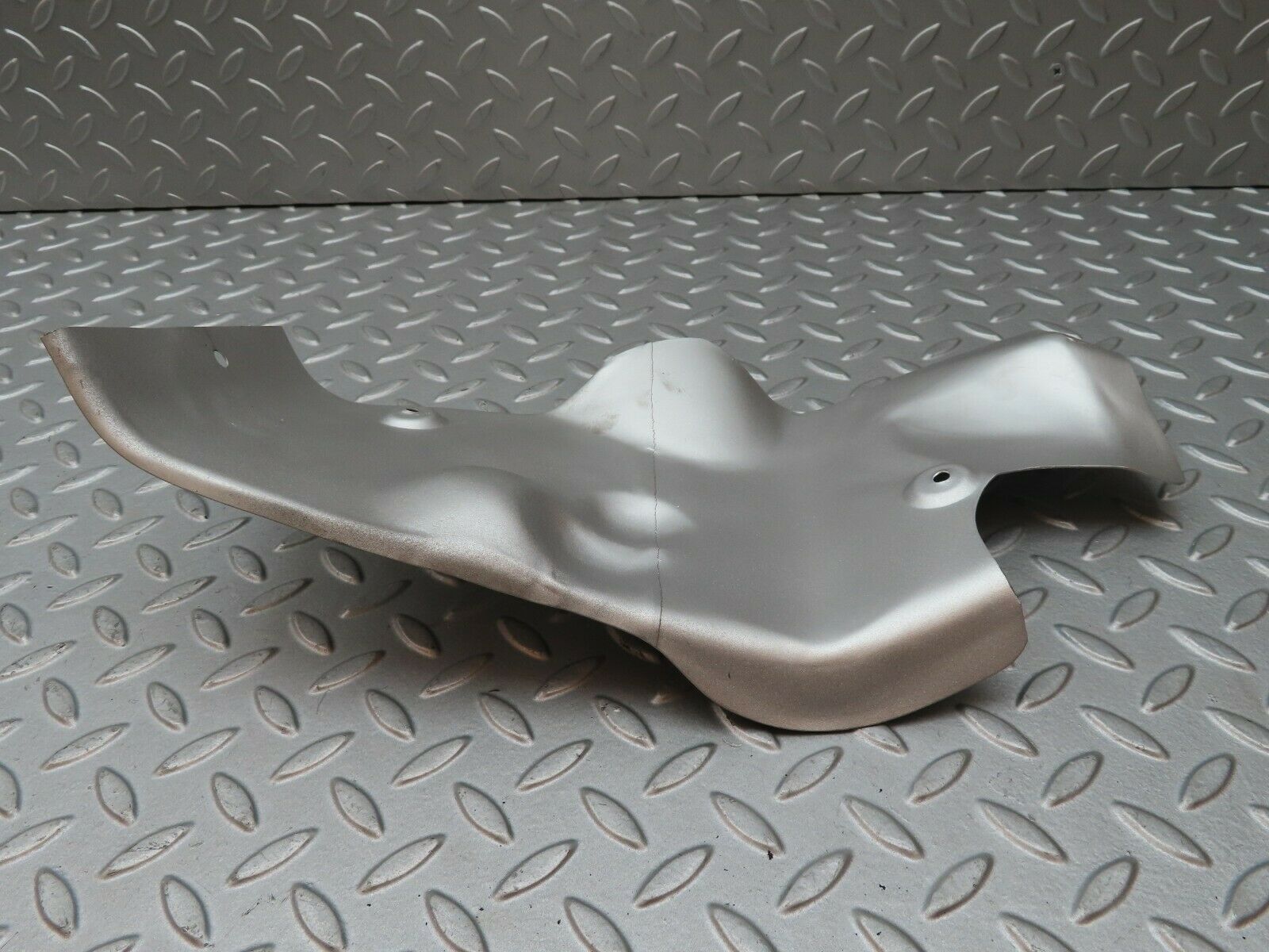 4247 Mercedes-Benz V123 240D LWB Exhaust Heat Shield