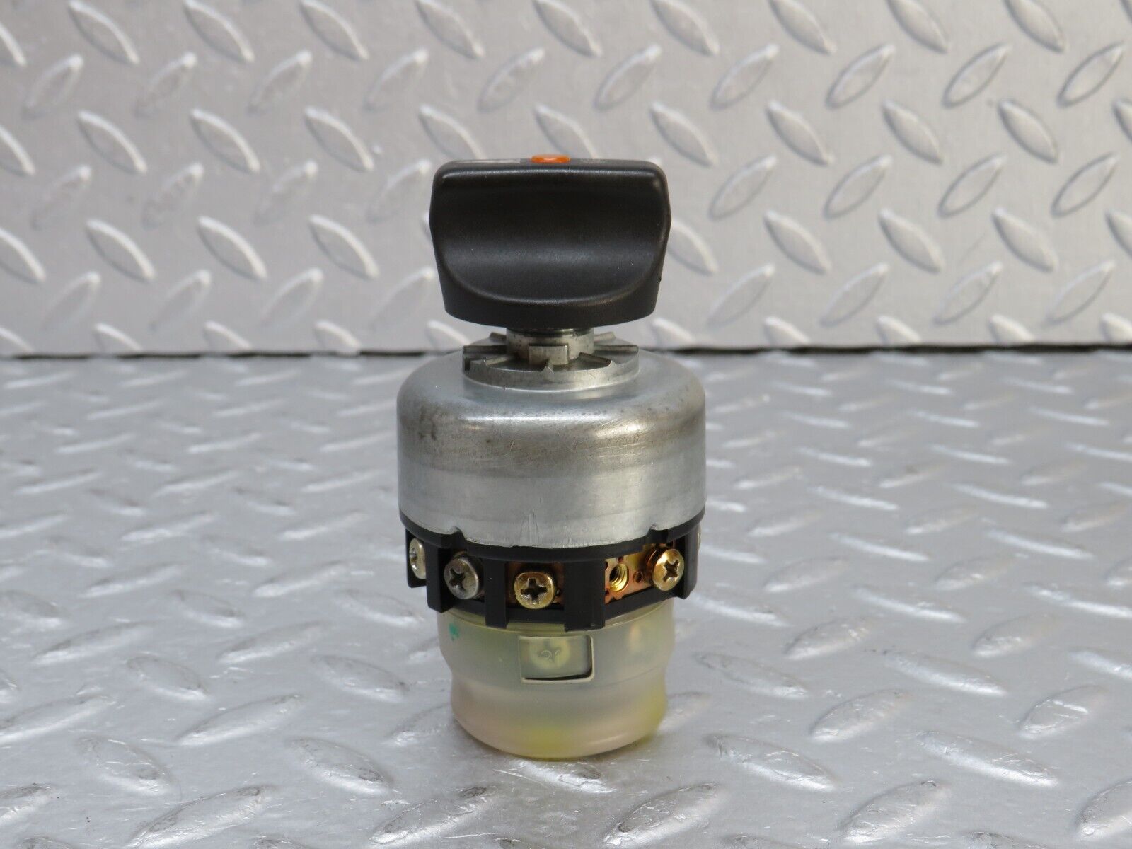 36571 Mercedes-Benz W201 190E 2.0L Headlight Switch