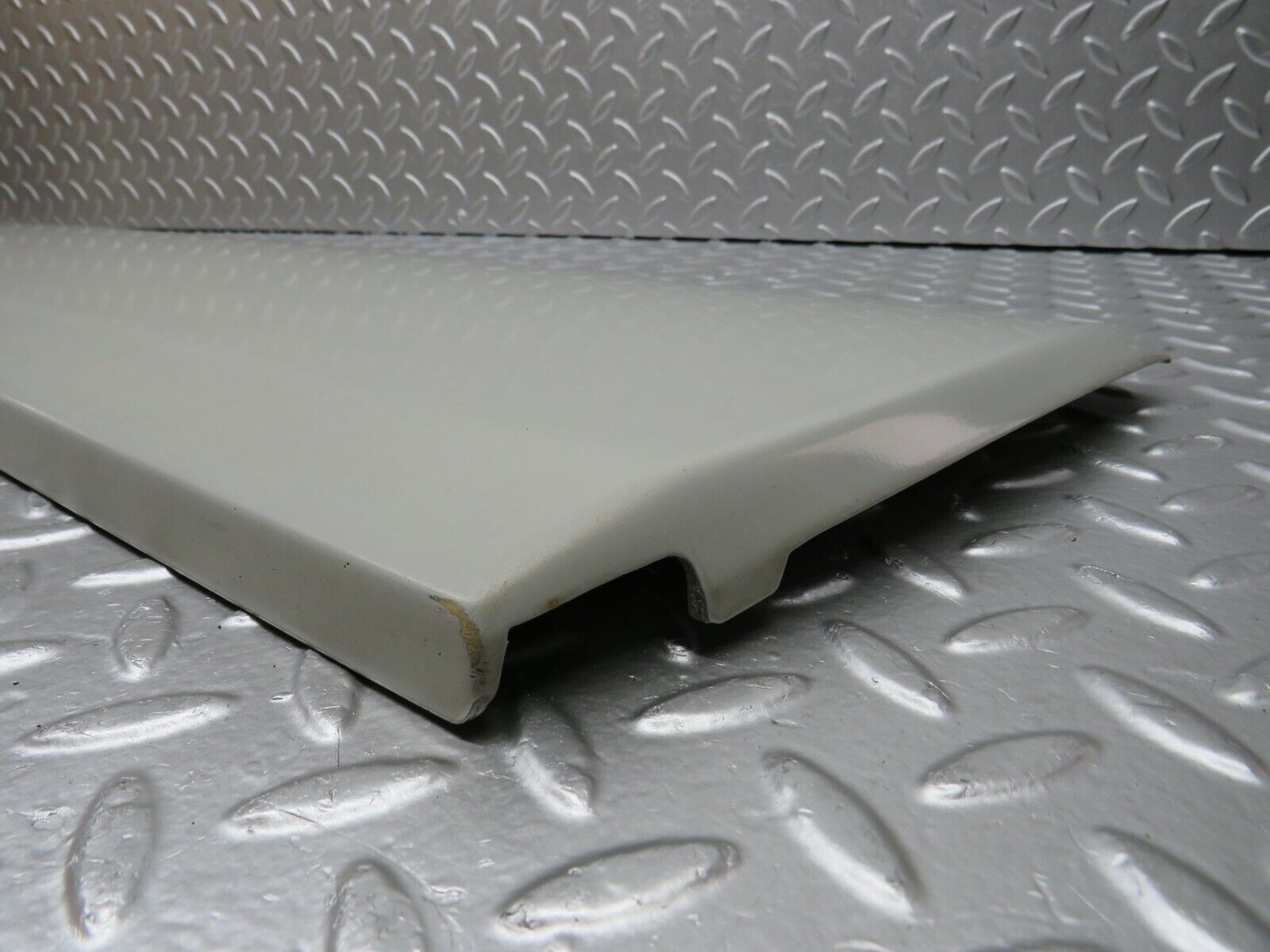 30365 Mercedes-Benz W124 230E Front Right Door Lower Moulding 1246901640