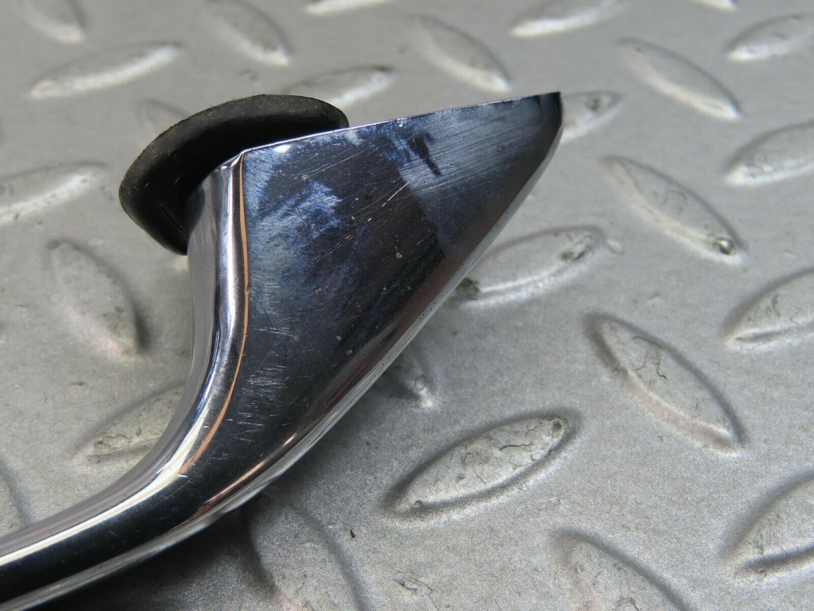 8798 Mercedes-Benz W108 Chrome Door Handle Front Right No Key 1087661401