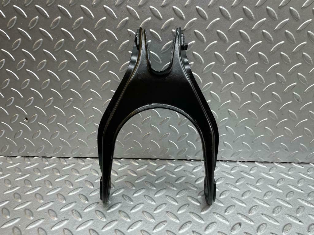 17765 Mercedes-Benz W120 PONTON Front Upper Control Arm Left