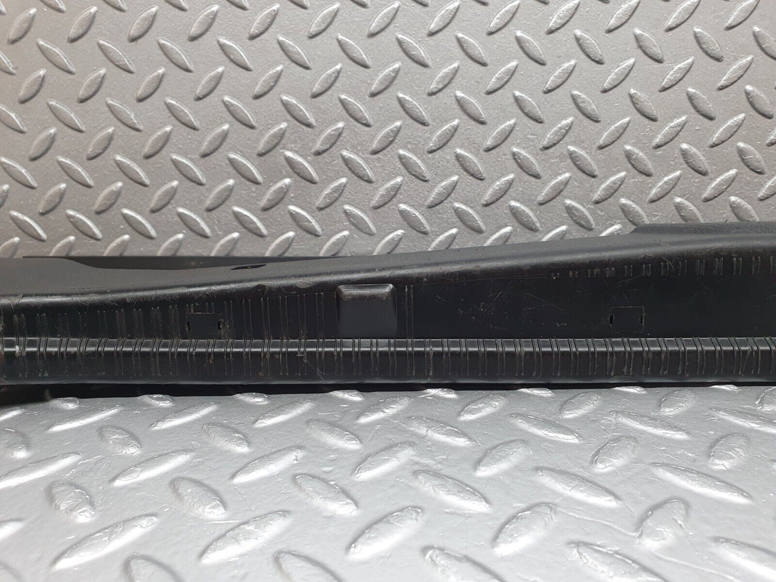 41478 Mercedes-Benz W124 200E Trunk Lock Trim Panel 1246941325