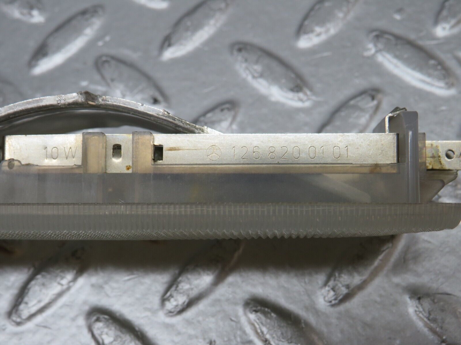 34305 Mercedes-Benz C126 380SEC Coupe Rear Dome Light 1268200101