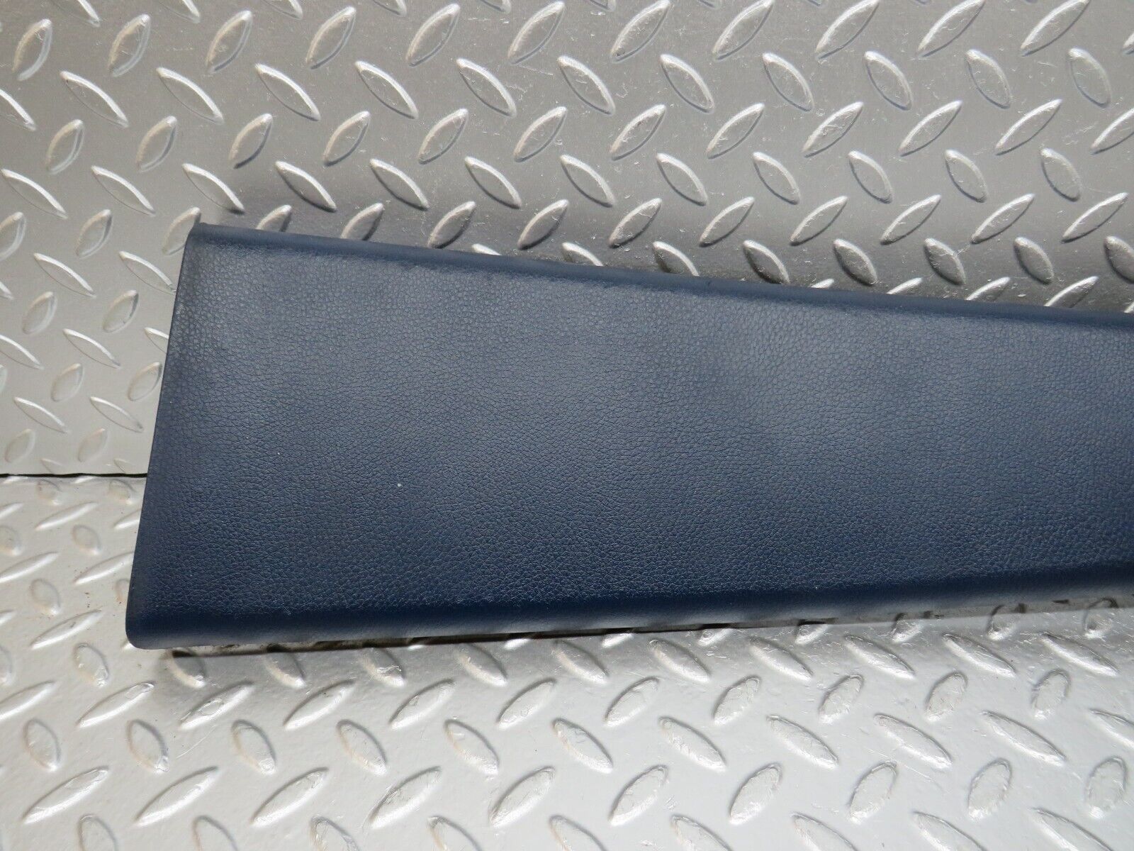 31049 Mercedes-Benz W123 200D B Pillar Cover Left Side Blue