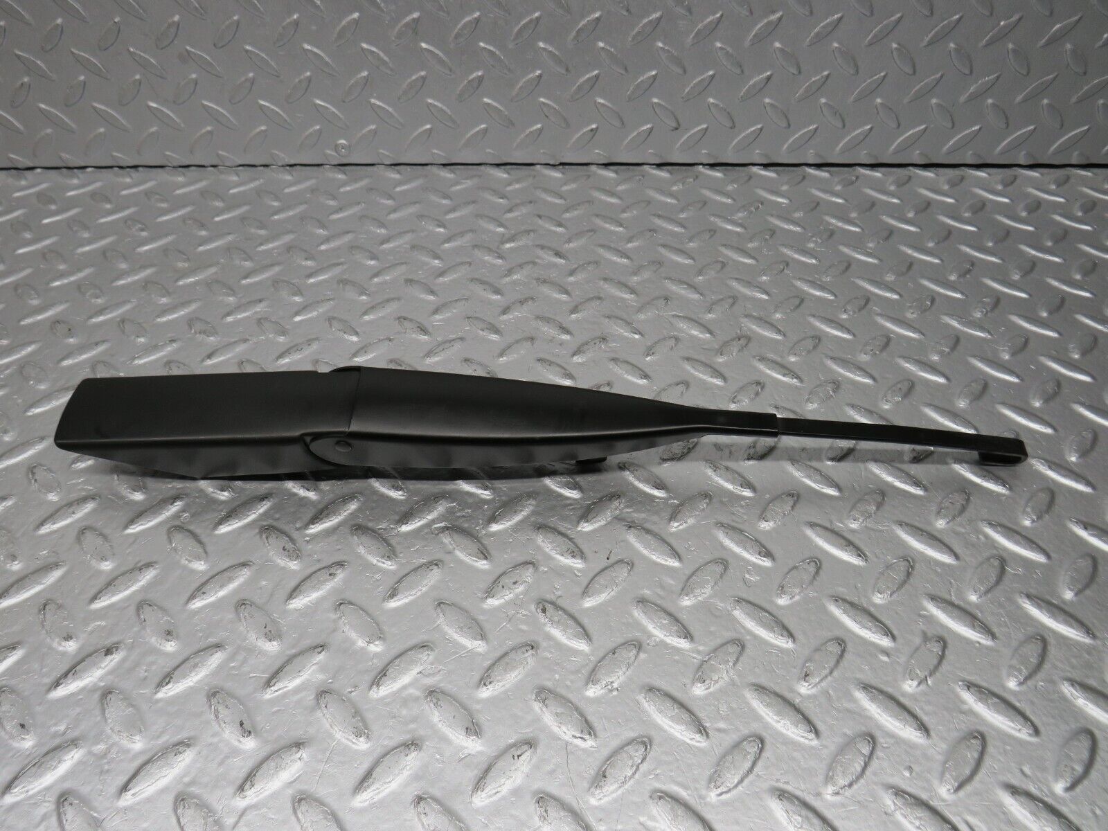 39587 Mercedes-Benz R129 320SL Coupe Windscreen Wiper Arm