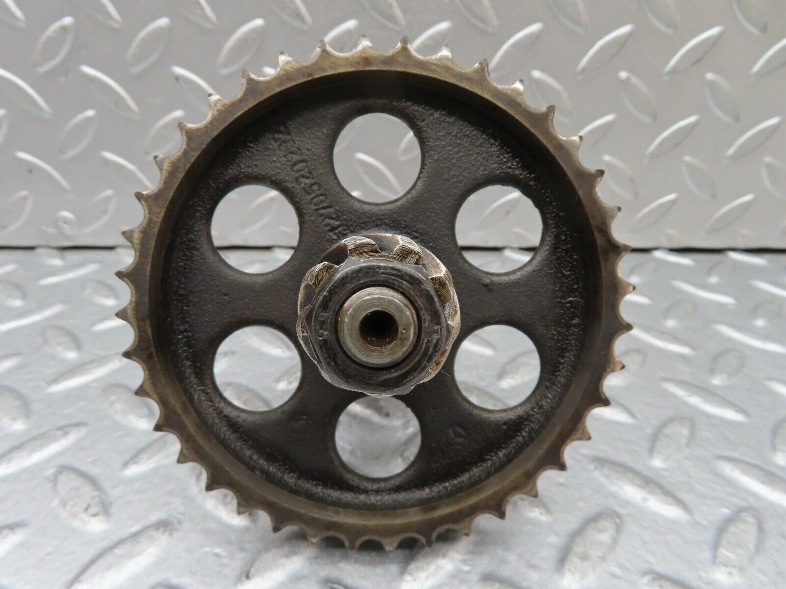 18393 Mercedes-Benz W111 220SE Coupe Intermediate Gear 1270520202