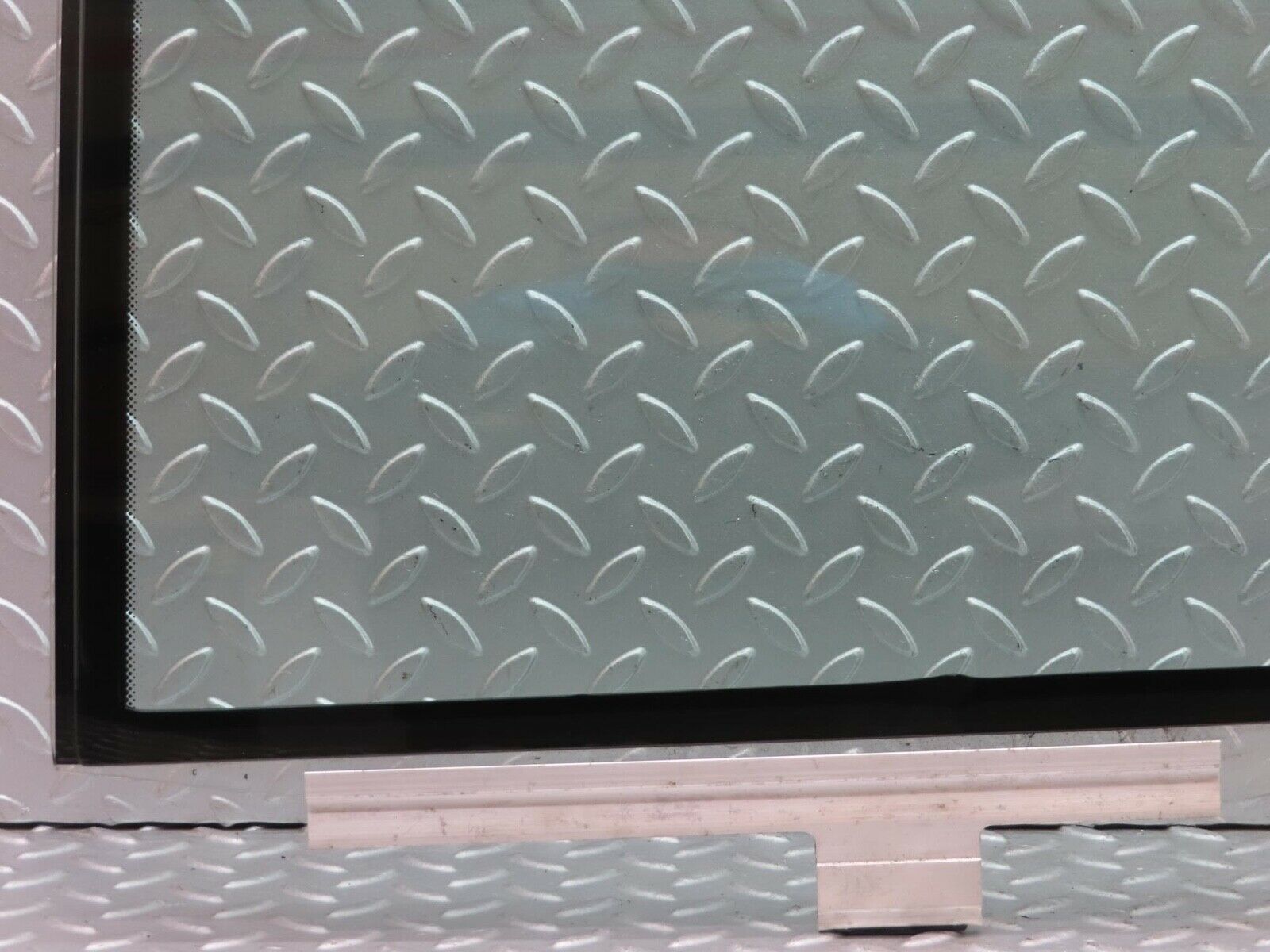 15167 Mercedes-Benz W140 S320 Rear Left Door Double Window Glass