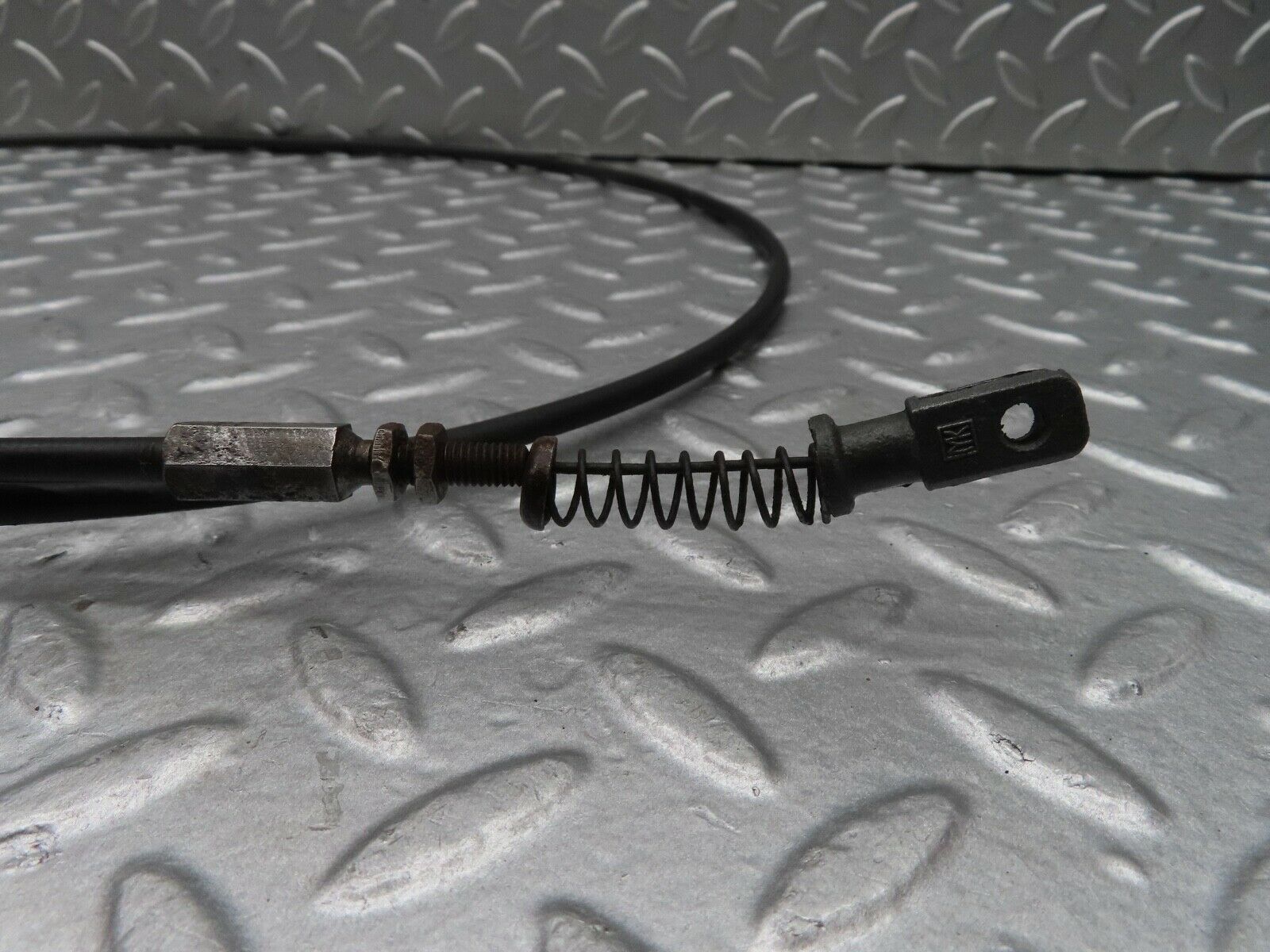 18137 Mercedes-Benz W123 200 Bonnet Release Cable