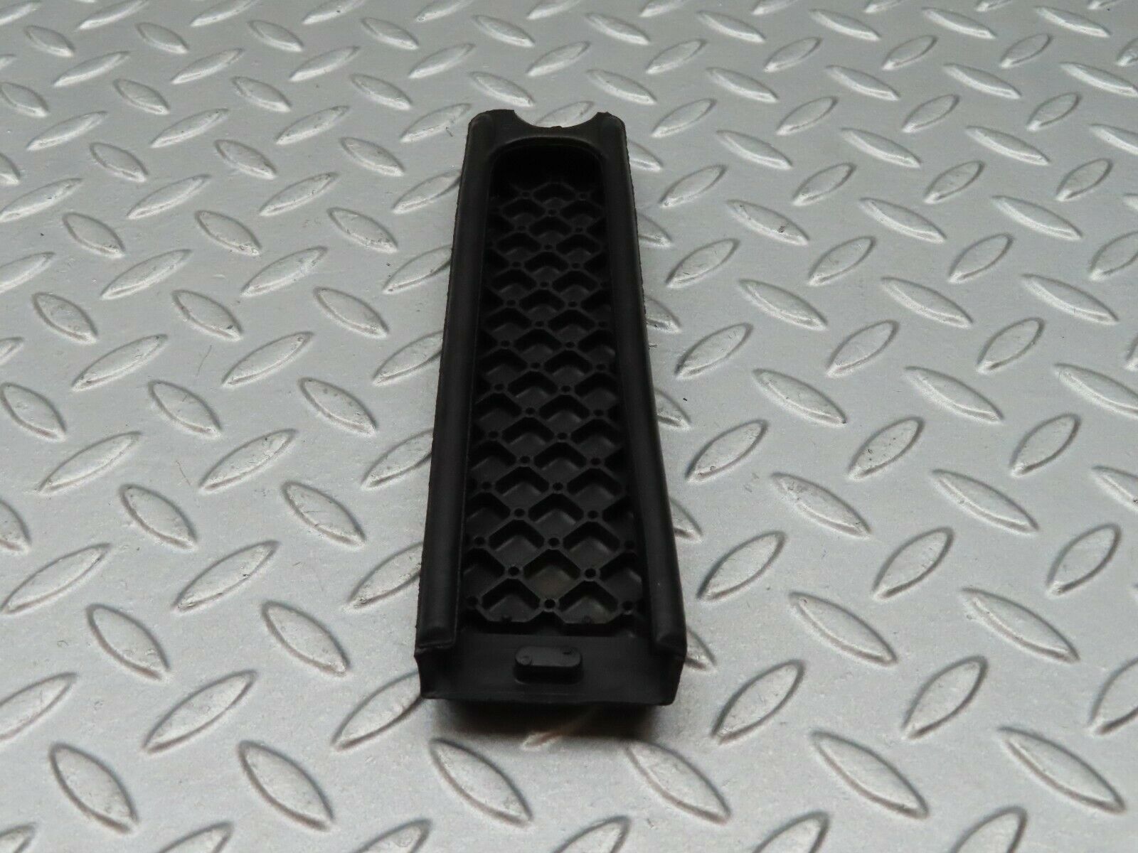 3936 Mercedes-Benz S123 200T Wagon Accelerator Pedal Rubber 1233010082
