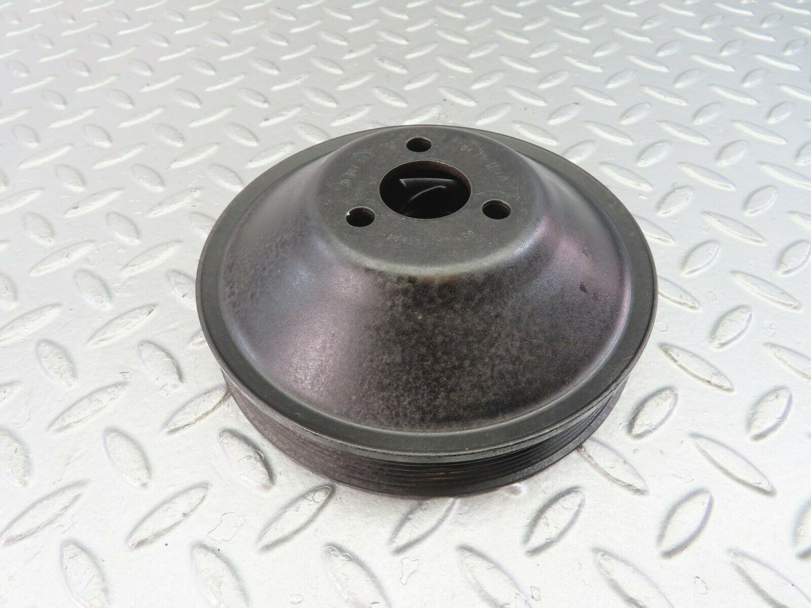 10576 Mercedes-Benz W201 190E Power Steering Pump Pulley 2014600479