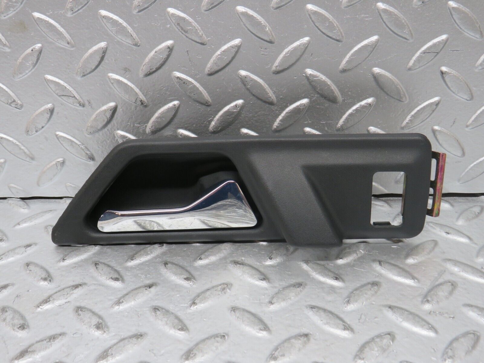 27515 Mercedes-Benz S124 300TE Rear Right Interior Door Handle 1247600261