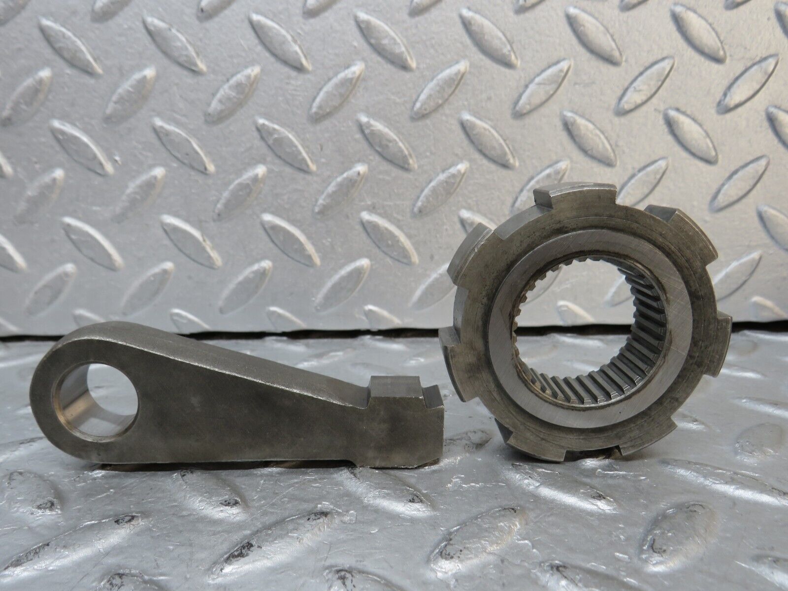 37684 Mercedes-Benz W109 300SEL Automatic Gearbox Parking Gear