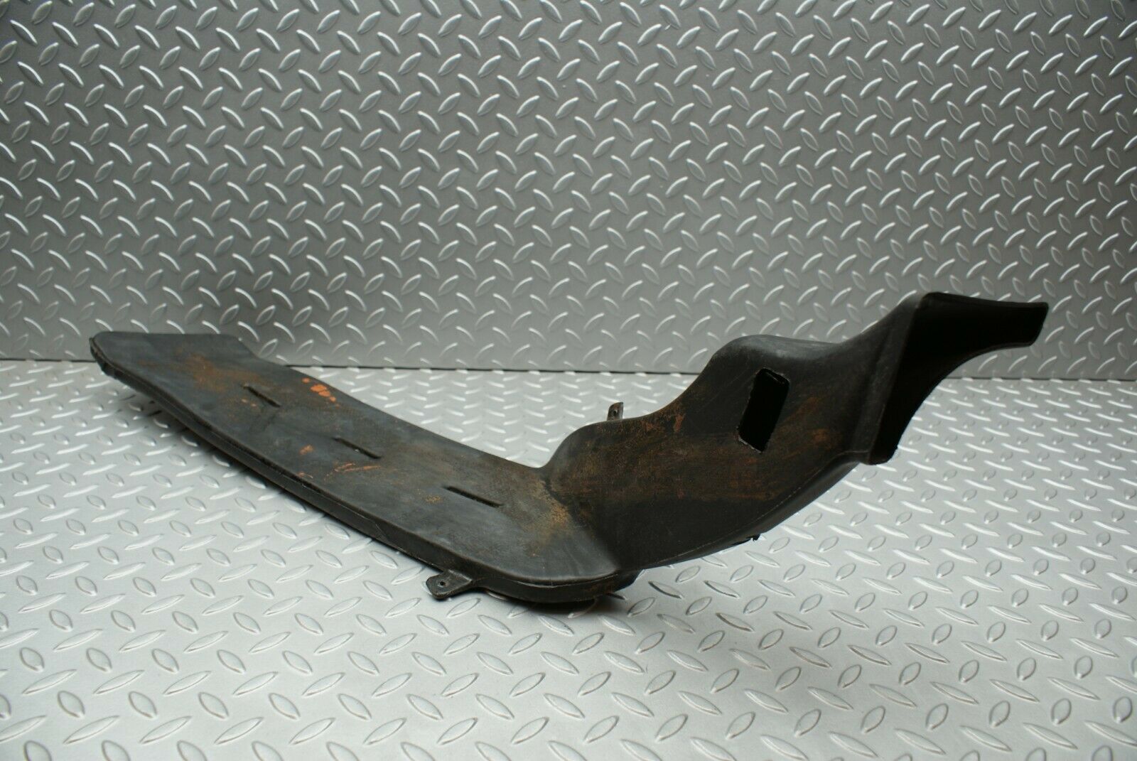 3222 Mercedes-Benz W115 220D Air Duct Heater Ventilation Right 1158310245