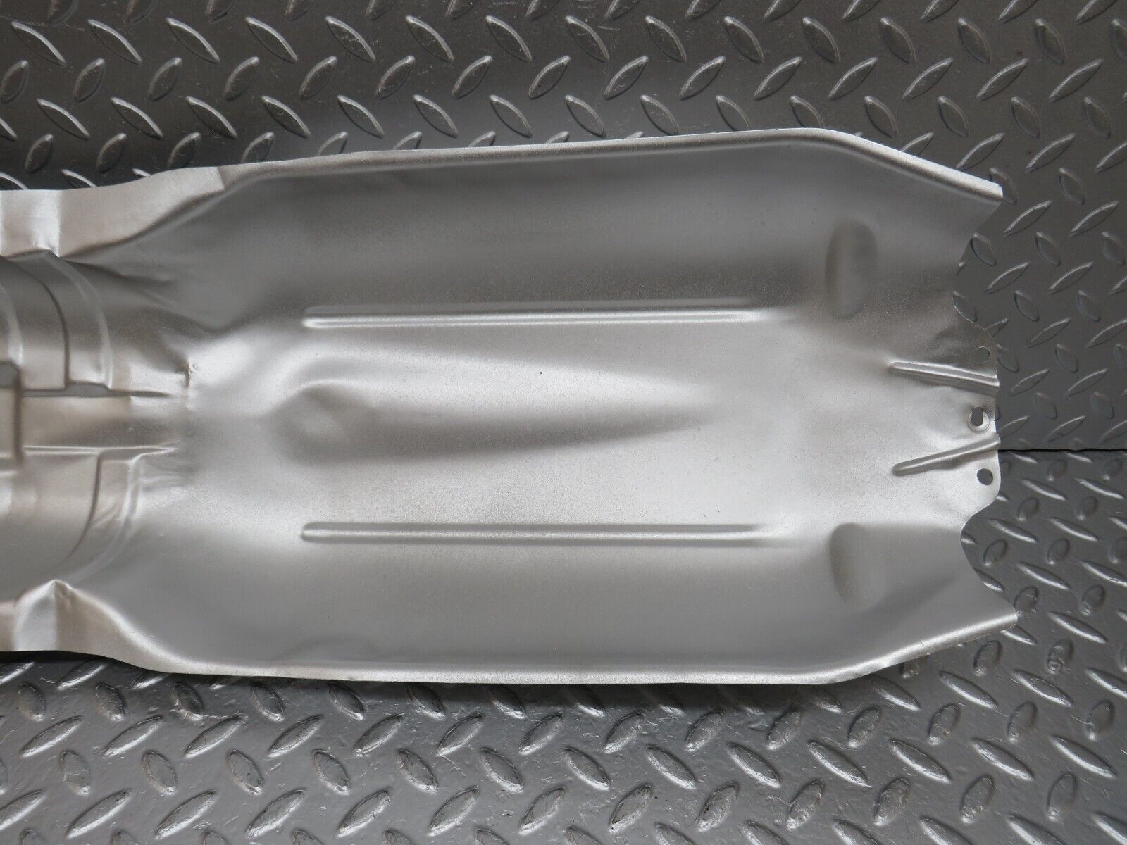 32522 Mercedes-Benz S124 300TE Wagon Exhaust Heat Shield