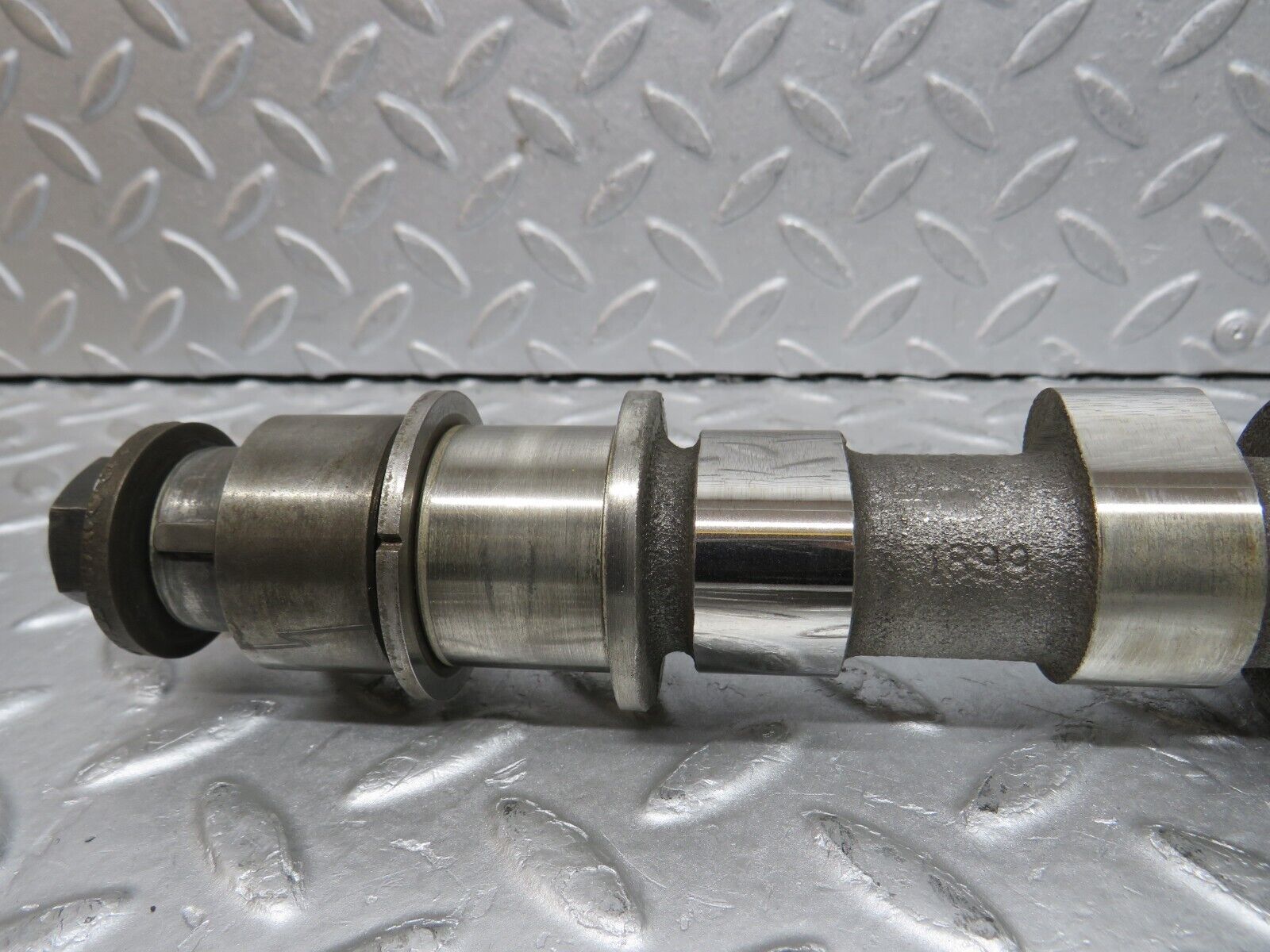 37632 Mercedes-Benz W109 300SEL Camshaft Right Side 1160513101