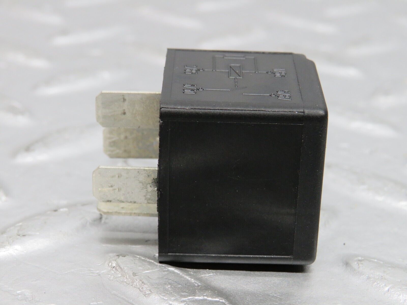 39647 Mercedes-Benz R129 320SL Coupe Multi Purpose Relay 0025421319