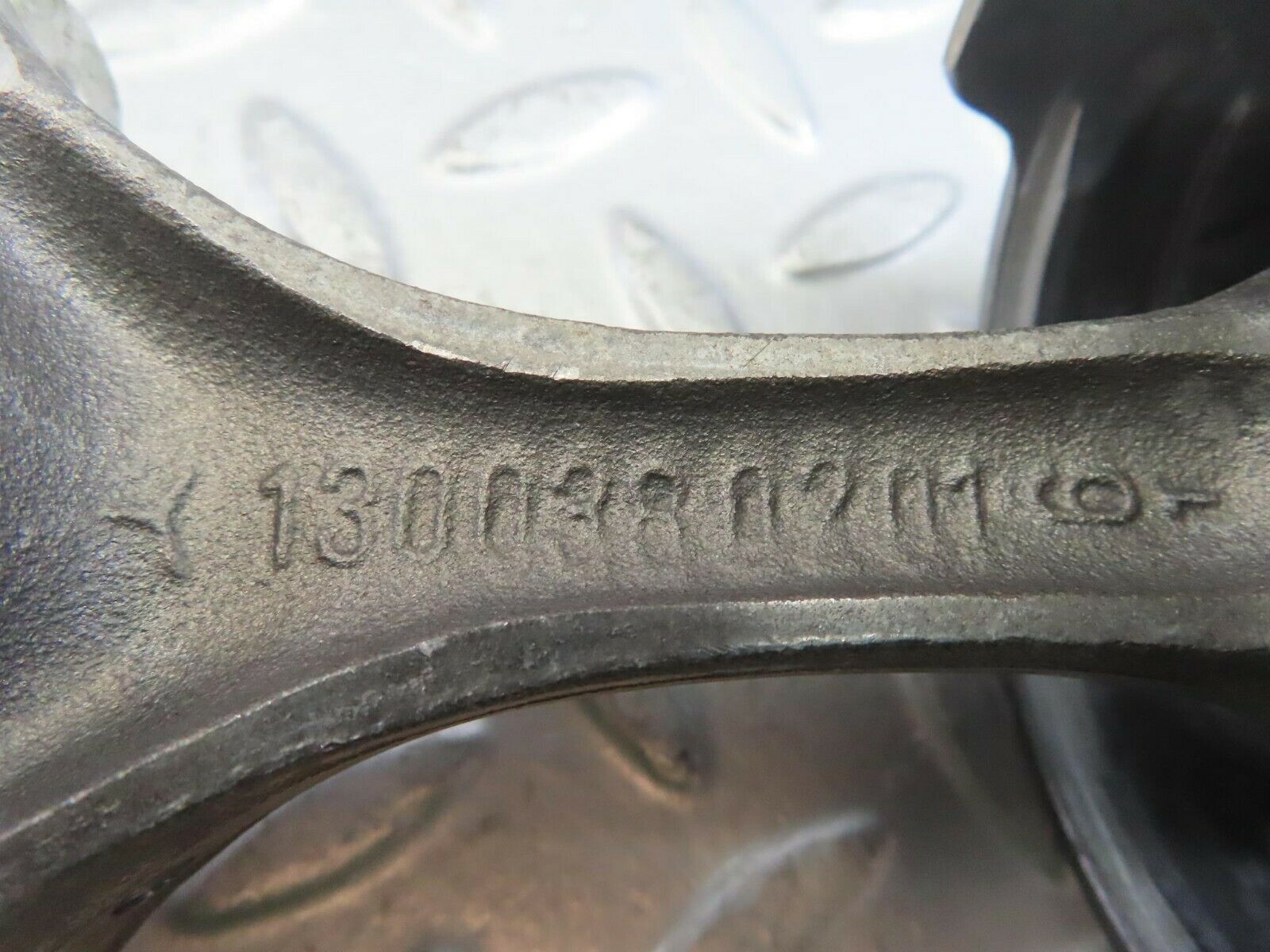 10162 Mercedes-Benz W108 Piston With Connecting Rod 86.49 mm 1300380201