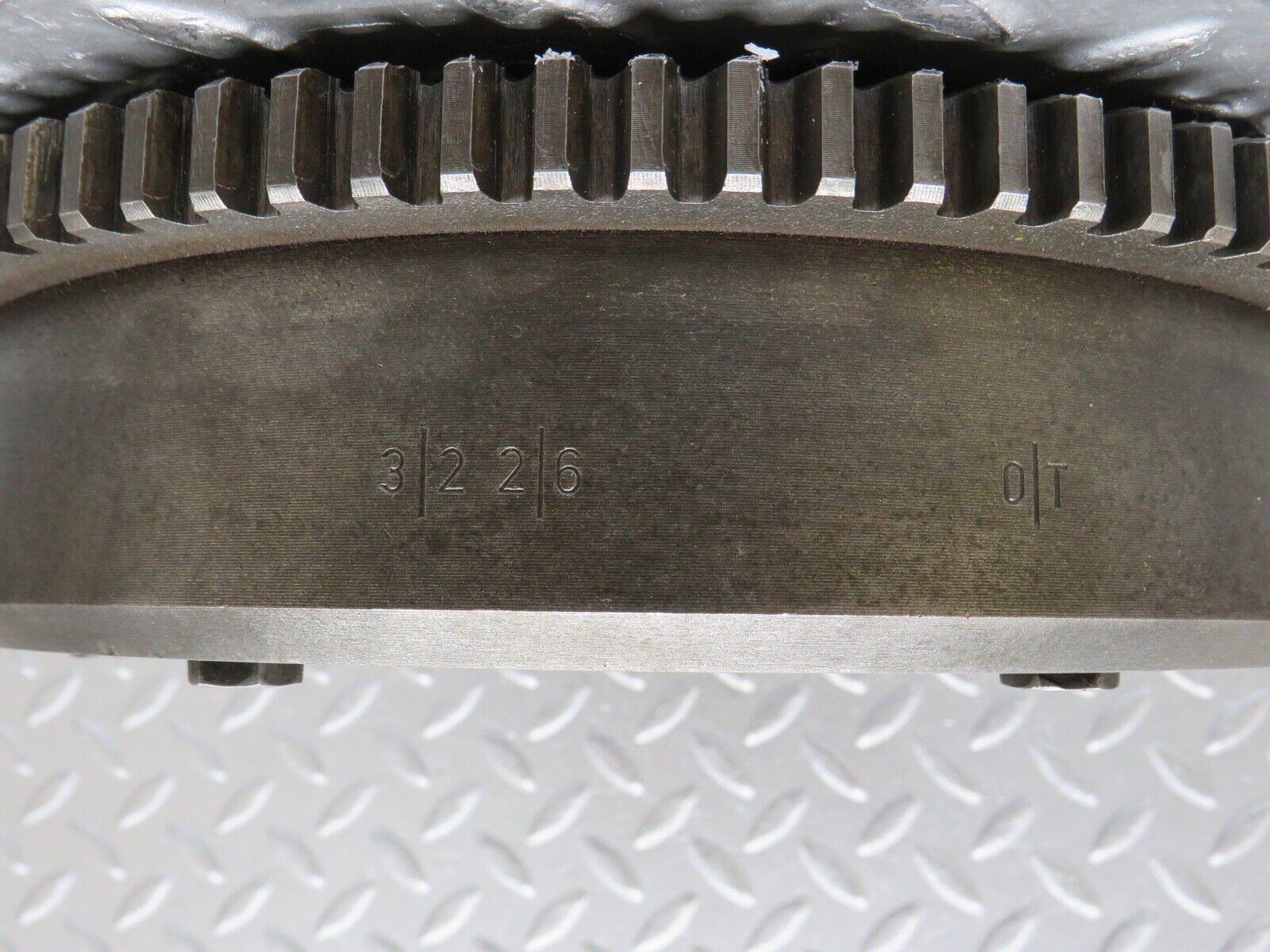 0354 Mercedes-Benz W120 180D Ponton Flywheel 6360300205