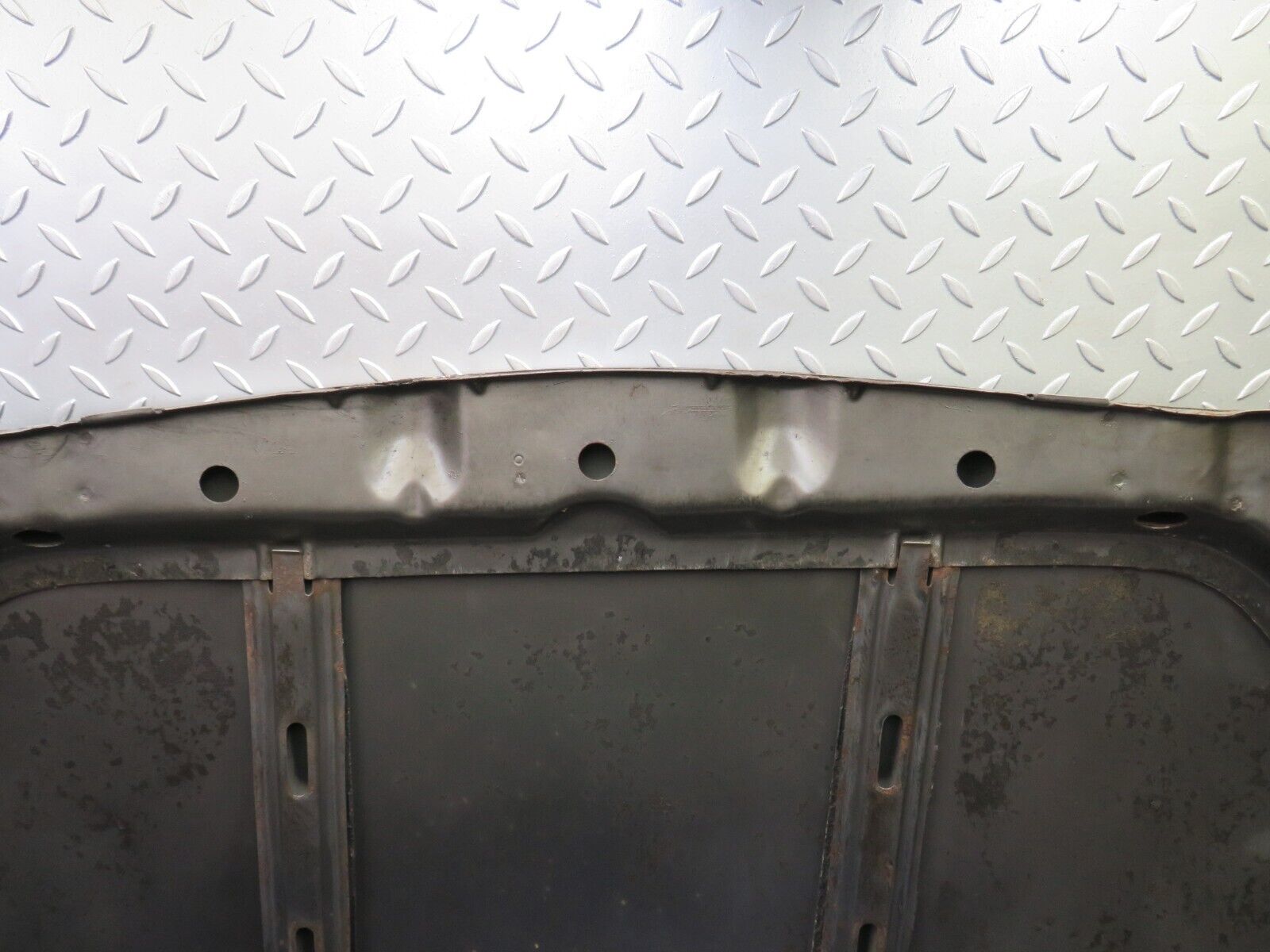 36225 Mercedes-Benz W126 420SE Bonnet