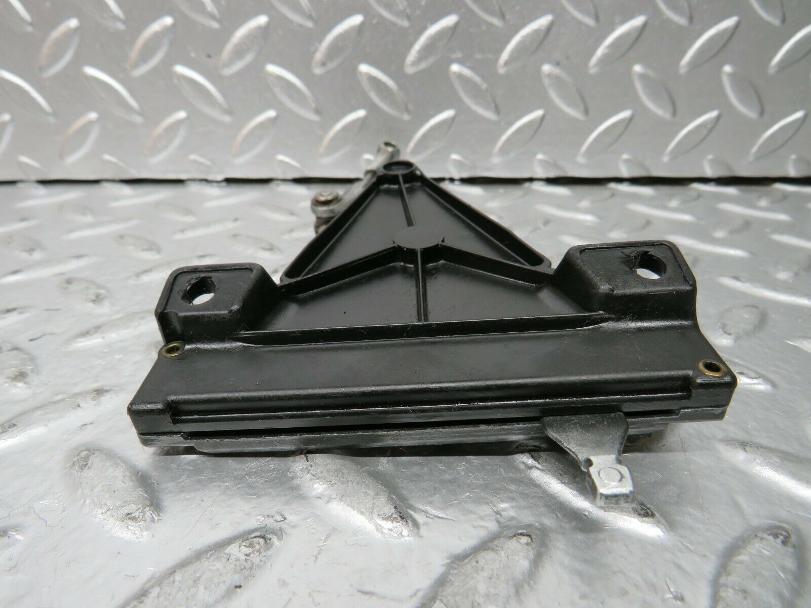 23796 Mercedes-Benz C107 450SLC Coupe Air Vent Control Lever Centre