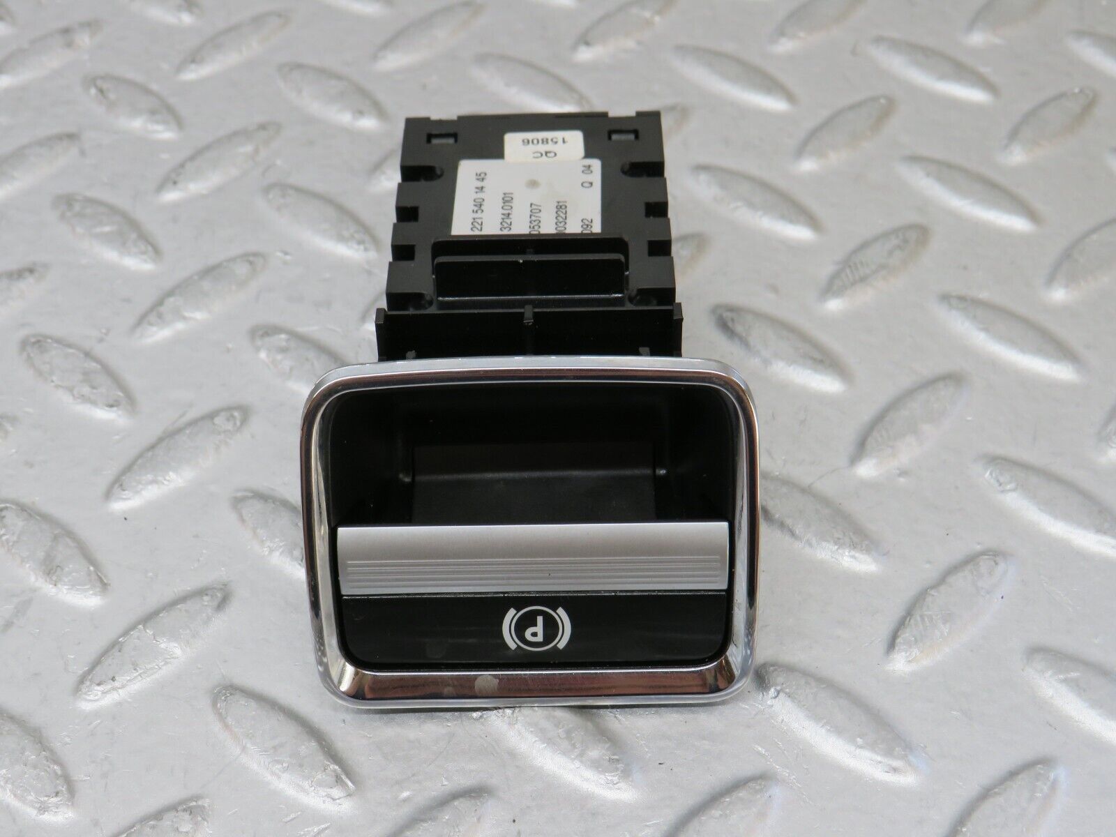 35140 Mercedes-Benz W221 Electric Parking Brake Release Switch 2215401445