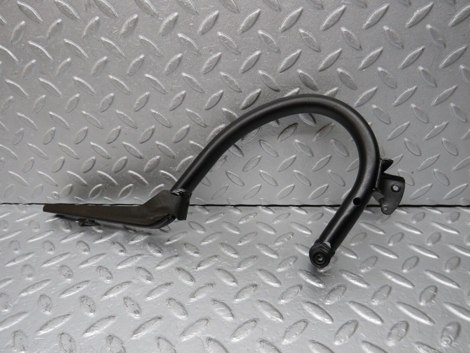 38977 Mercedes-Benz W201 190E 2.6L Trunk Lid Hinge Right Side