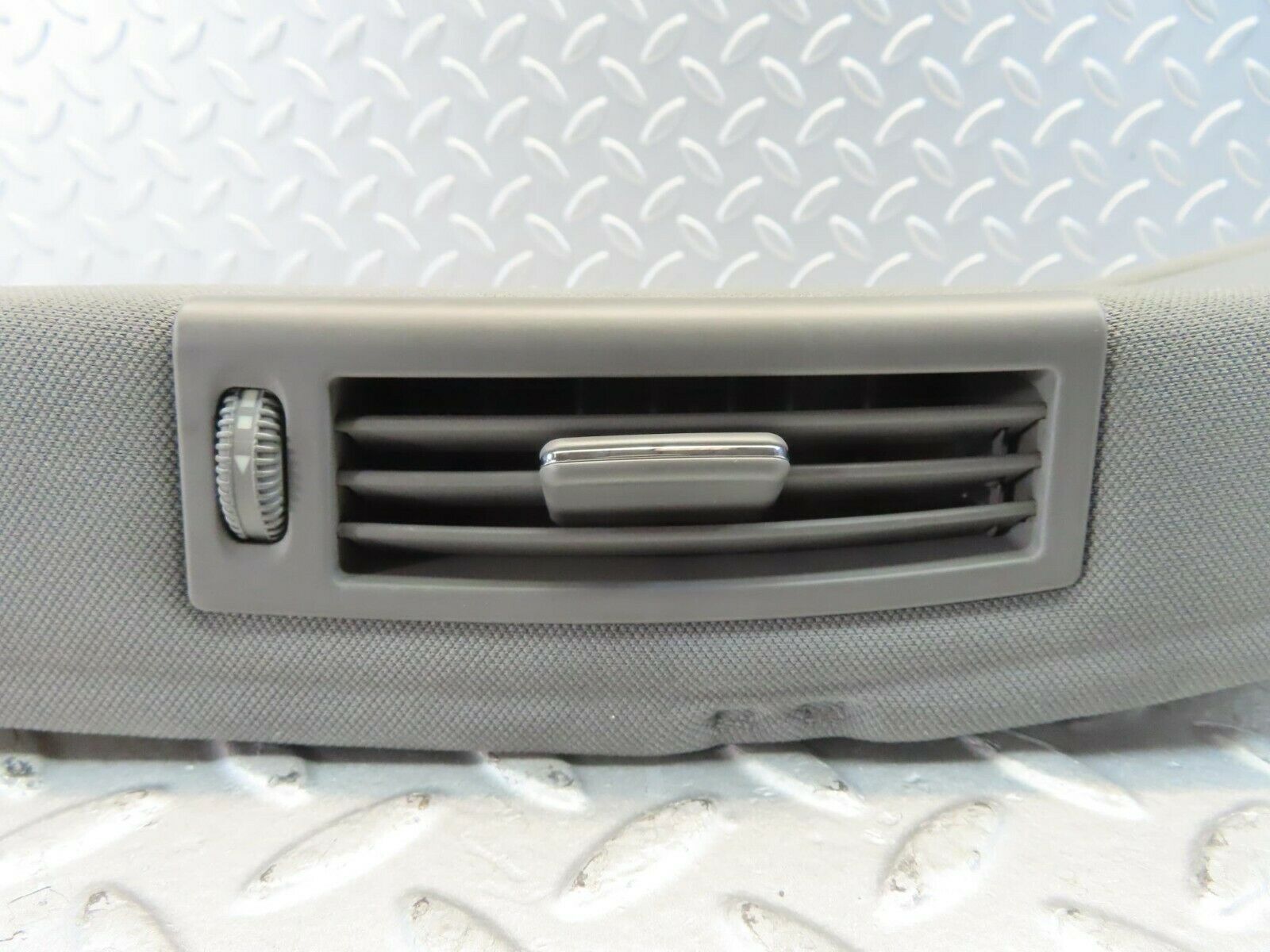 11162 Mercedes-Benz W221 S320 B Pillar Trim Cover Right Side 2216900425