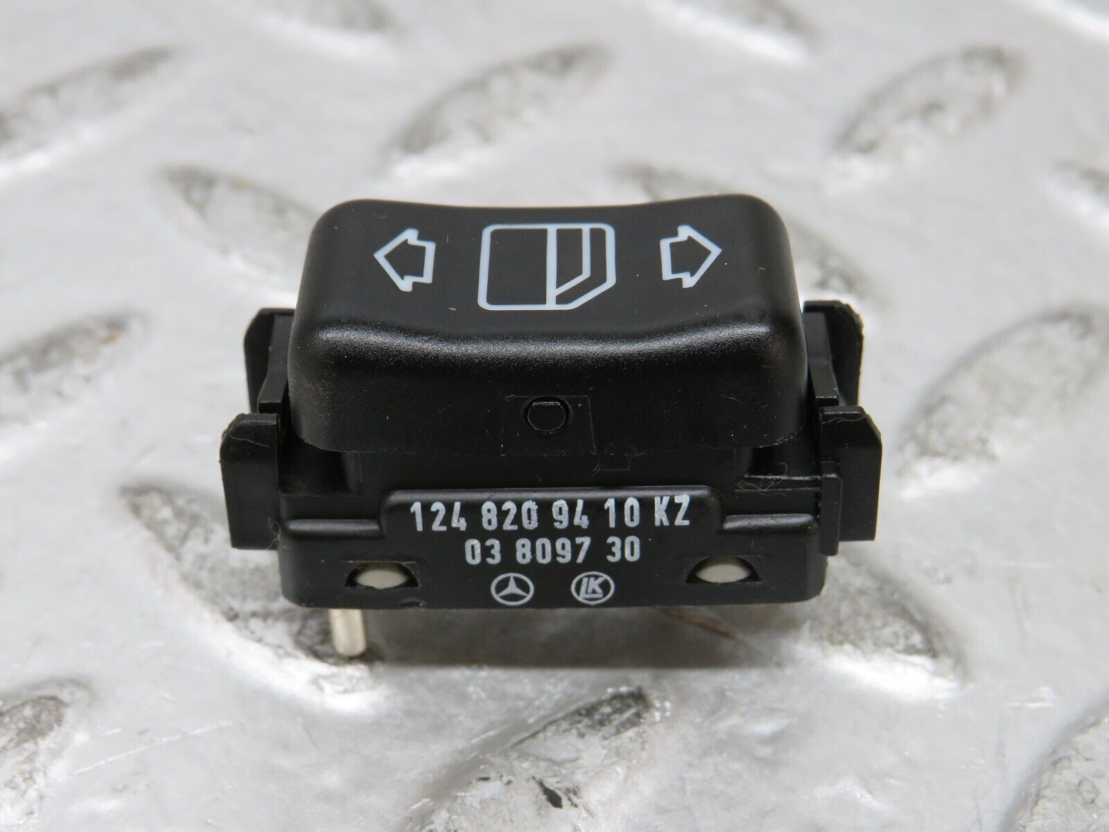 27563 Mercedes-Benz S124 300TE Electric Window Switch Right Side 1248209410